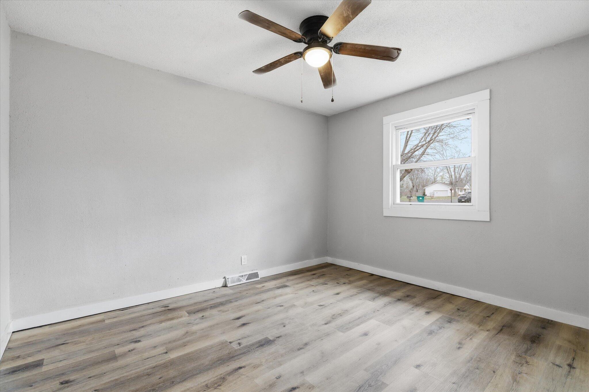 908 10th Street Property Photo 27