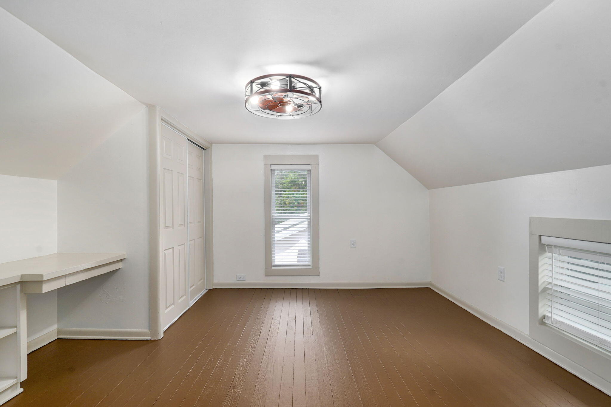 933 South Rinker Avenue Property Photo 19