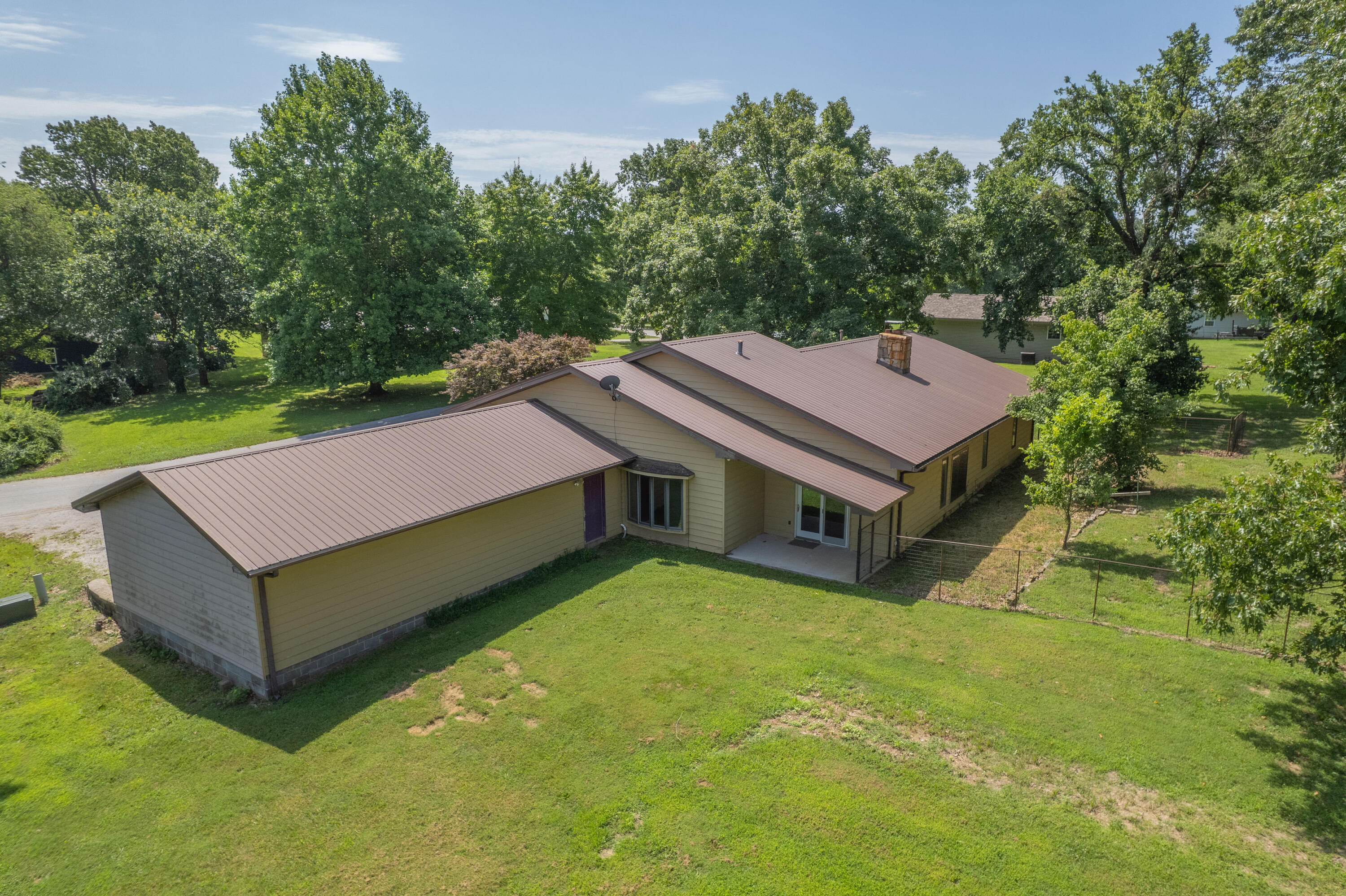 1116 Forest Circle Drive Property Photo 7