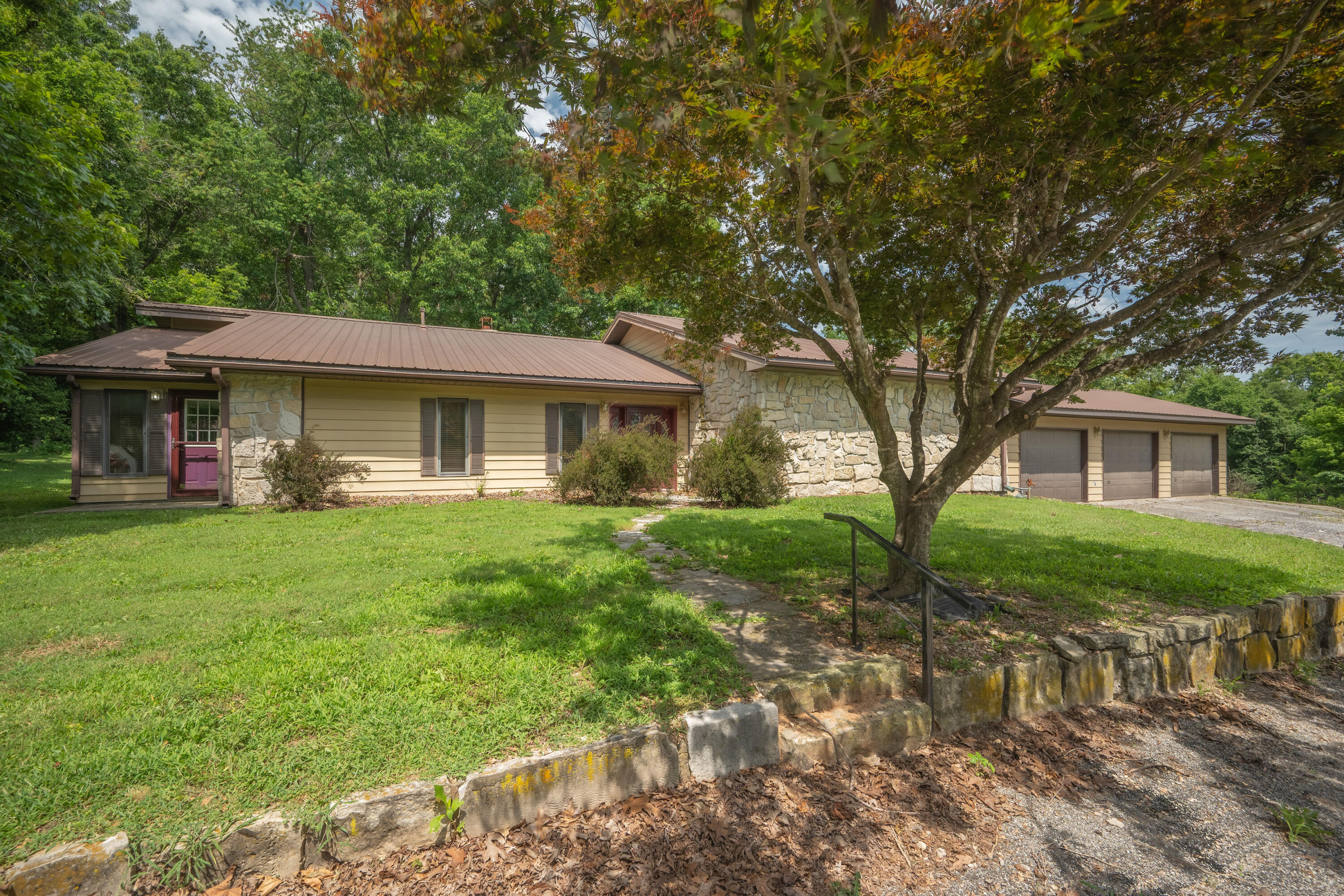 1116 Forest Circle Drive Property Photo 13