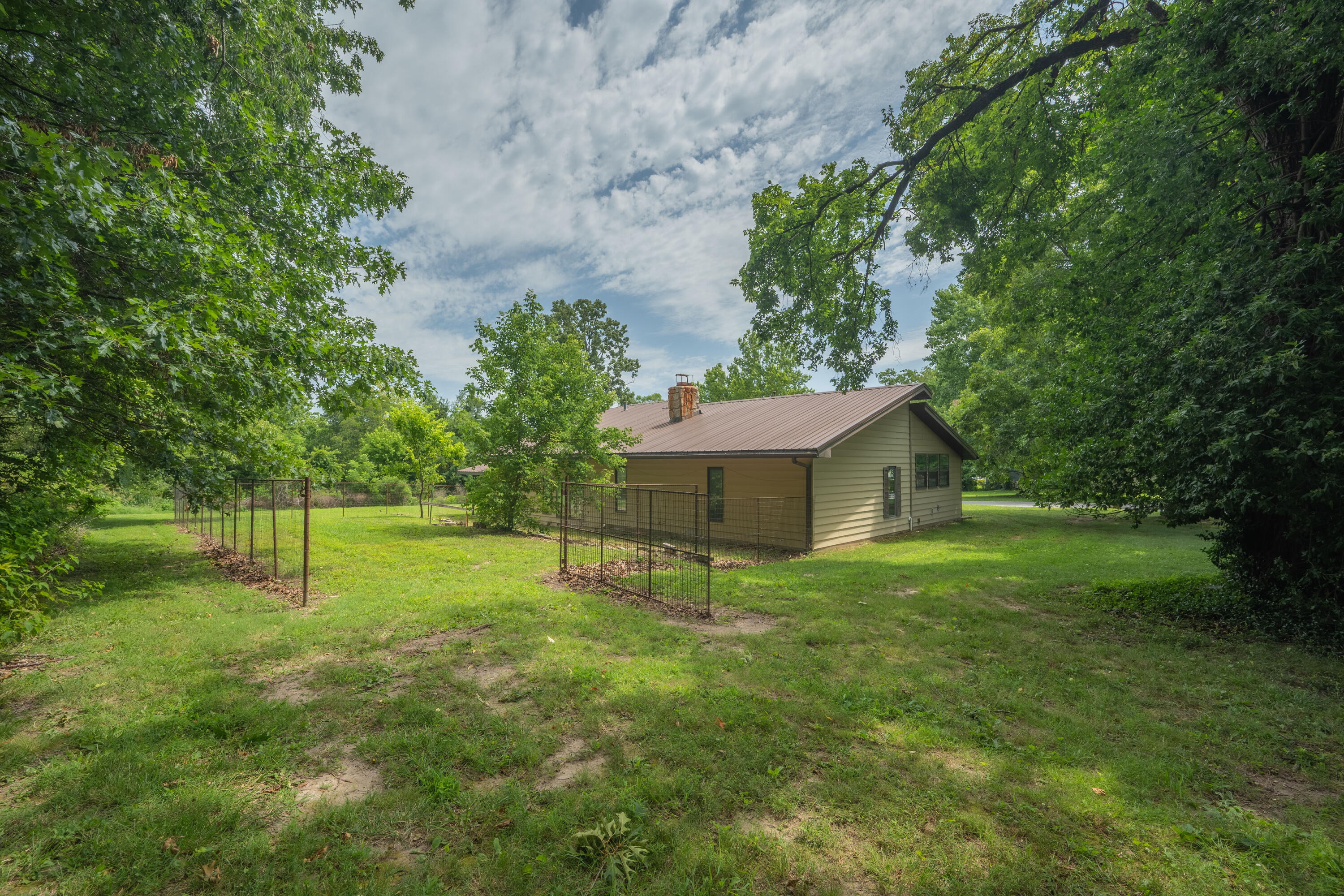 1116 Forest Circle Drive Property Photo 14