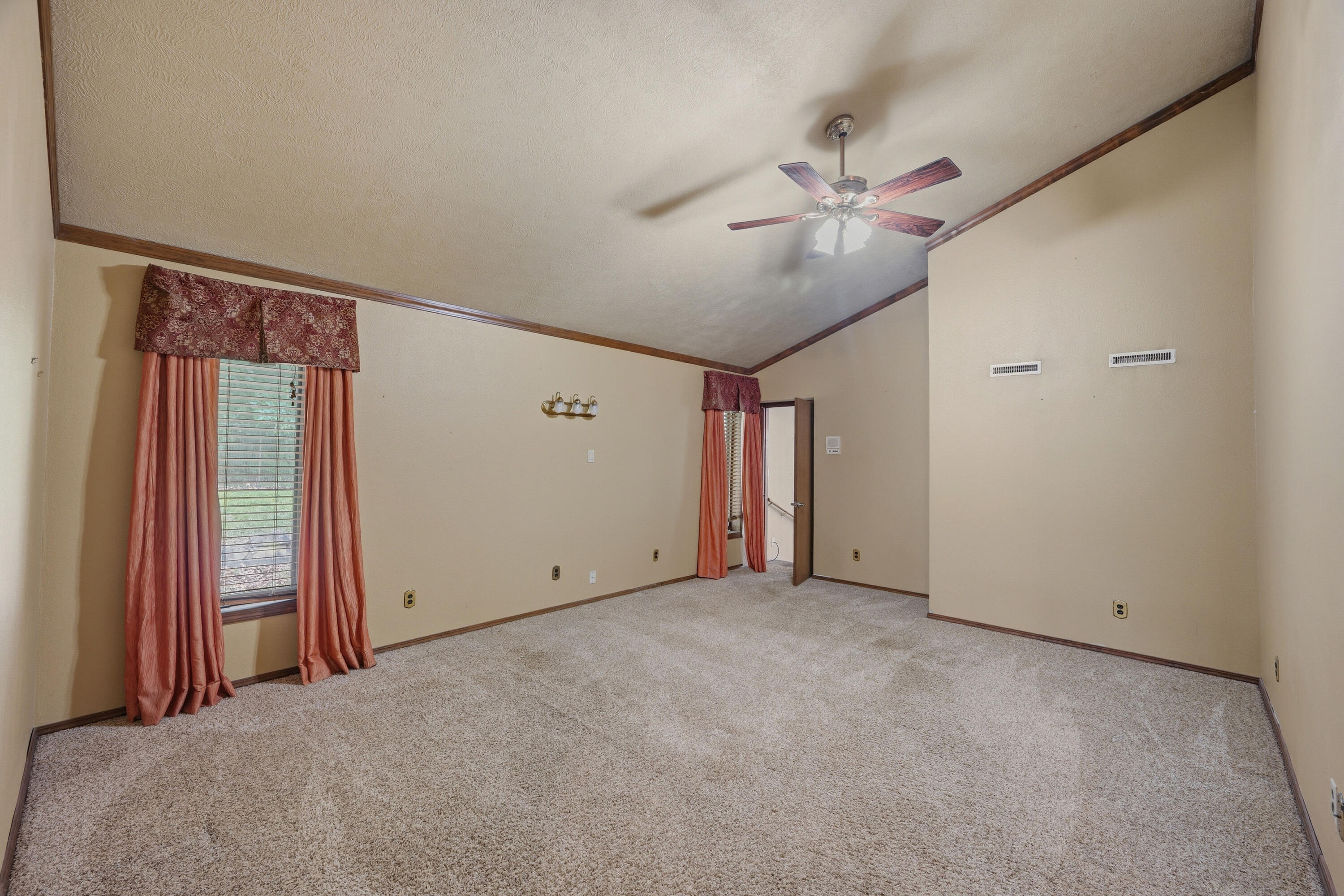 1116 Forest Circle Drive Property Photo 33