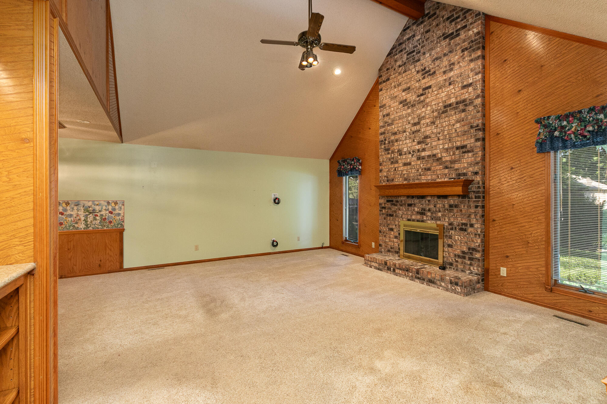 1332 West Mcgee Street Property Photo 6