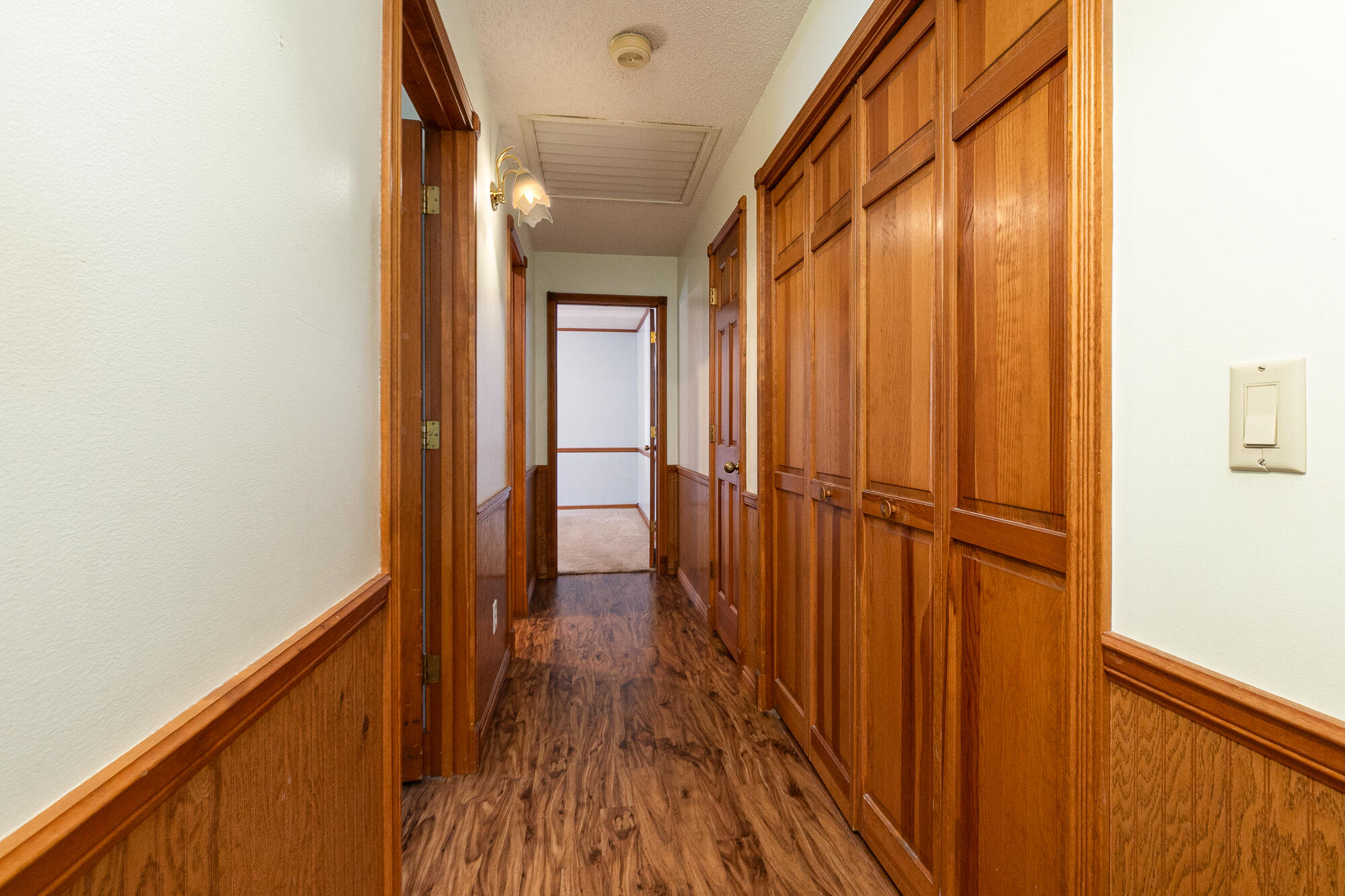 1332 West Mcgee Street Property Photo 19