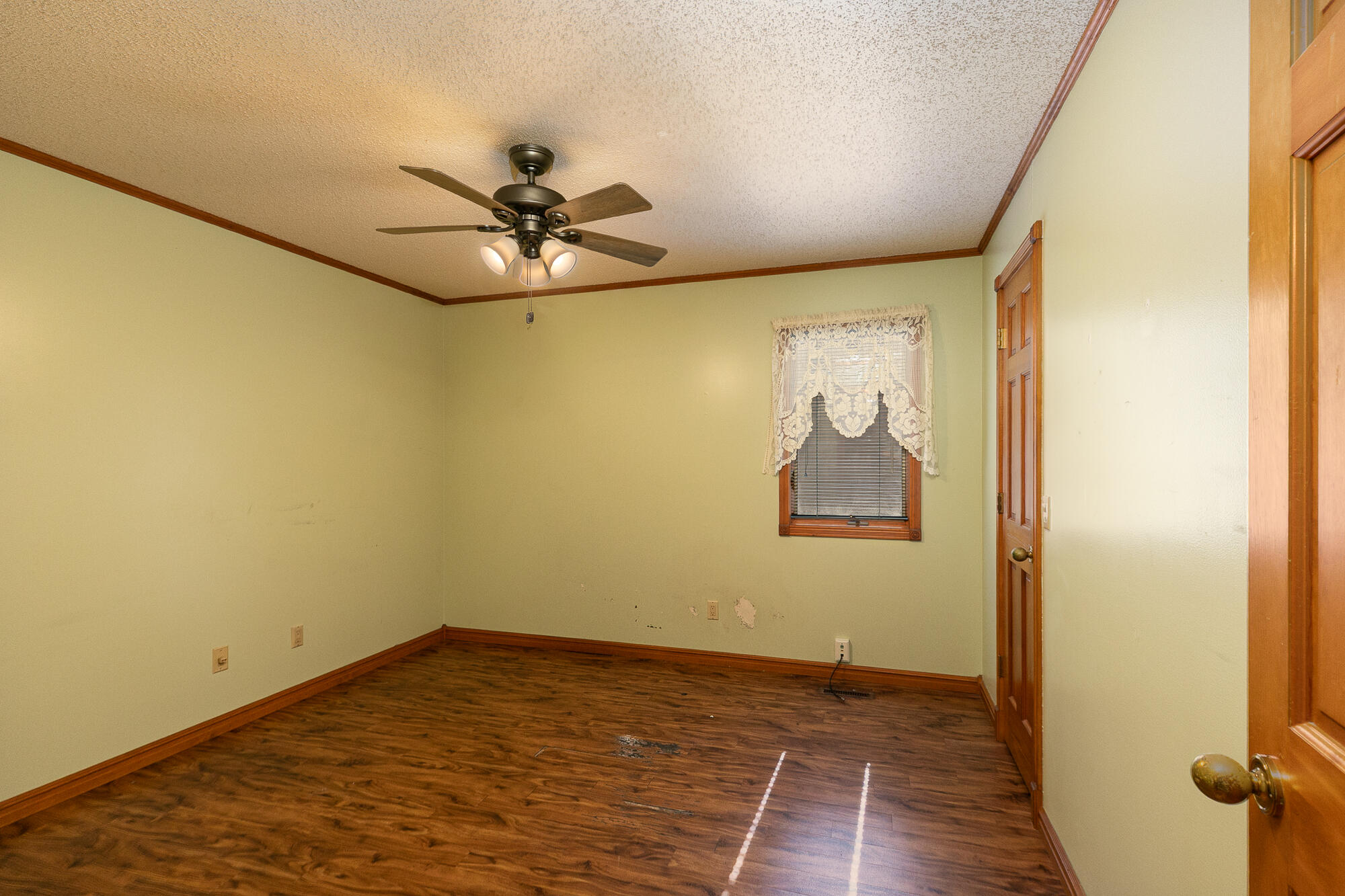 1332 West Mcgee Street Property Photo 20