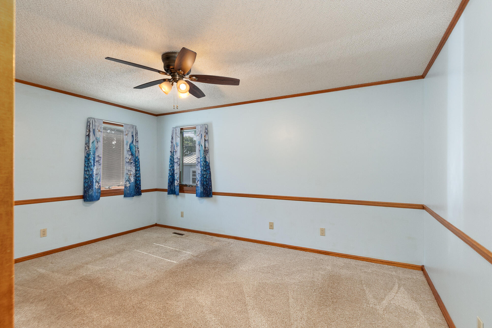 1332 West Mcgee Street Property Photo 23