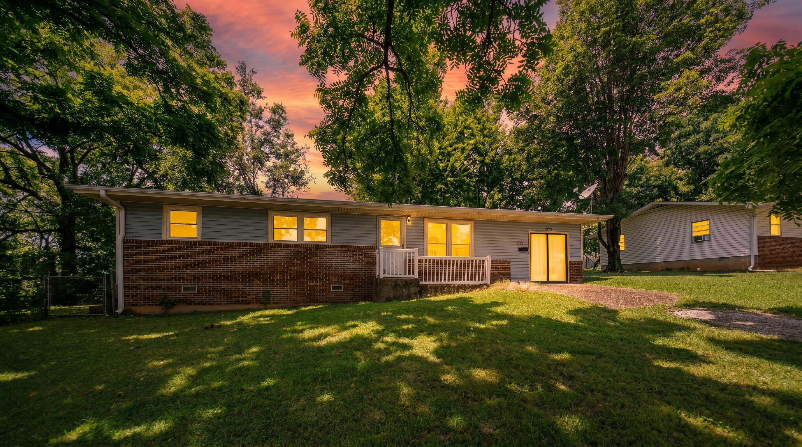 1005 Washington Avenue Property Photo 1