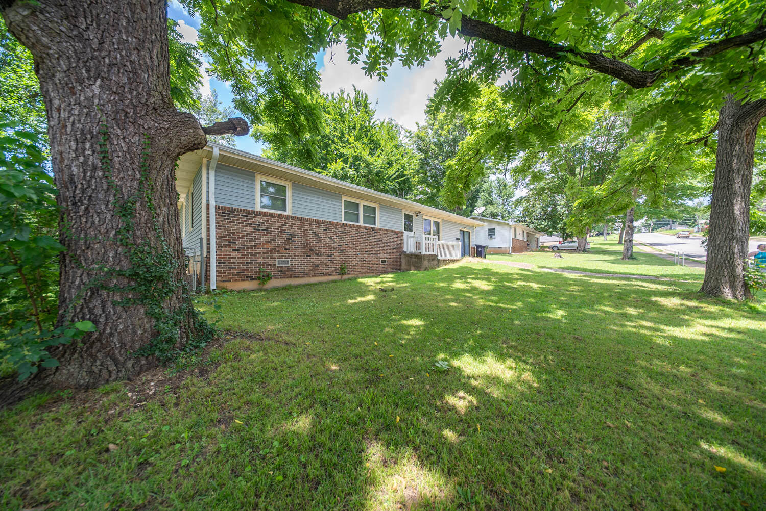 1005 Washington Avenue Property Photo 5