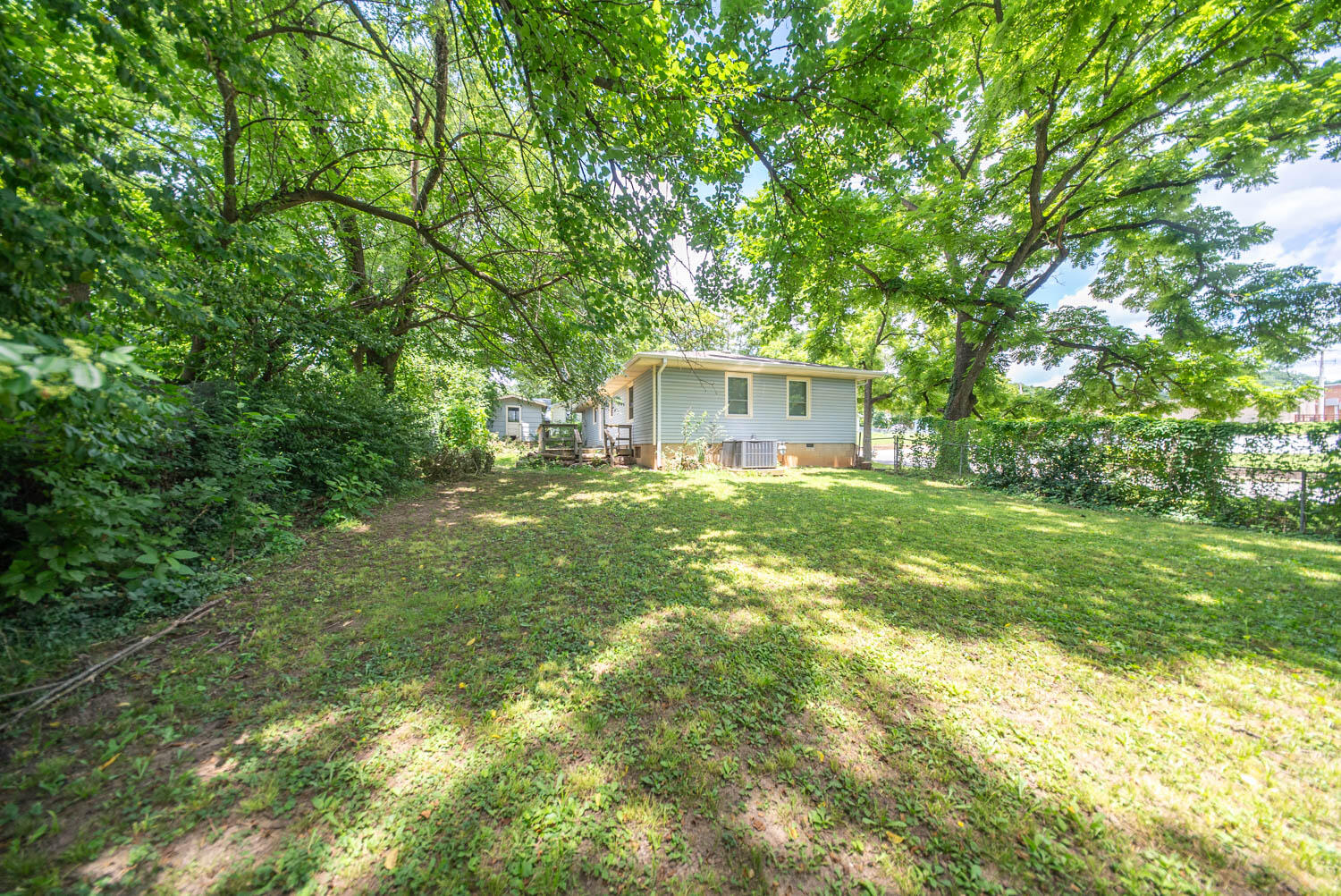 1005 Washington Avenue Property Photo 33