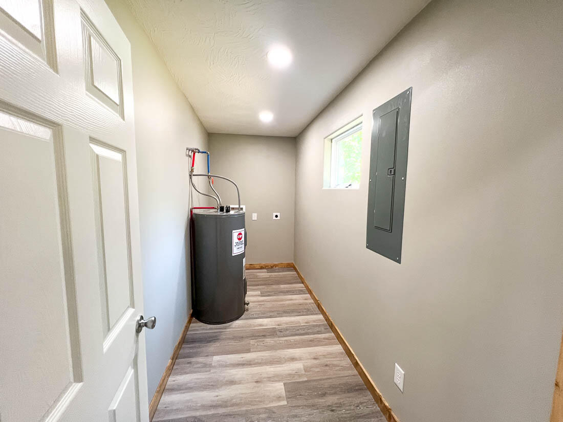 105 Hackamore Drive Property Photo 8