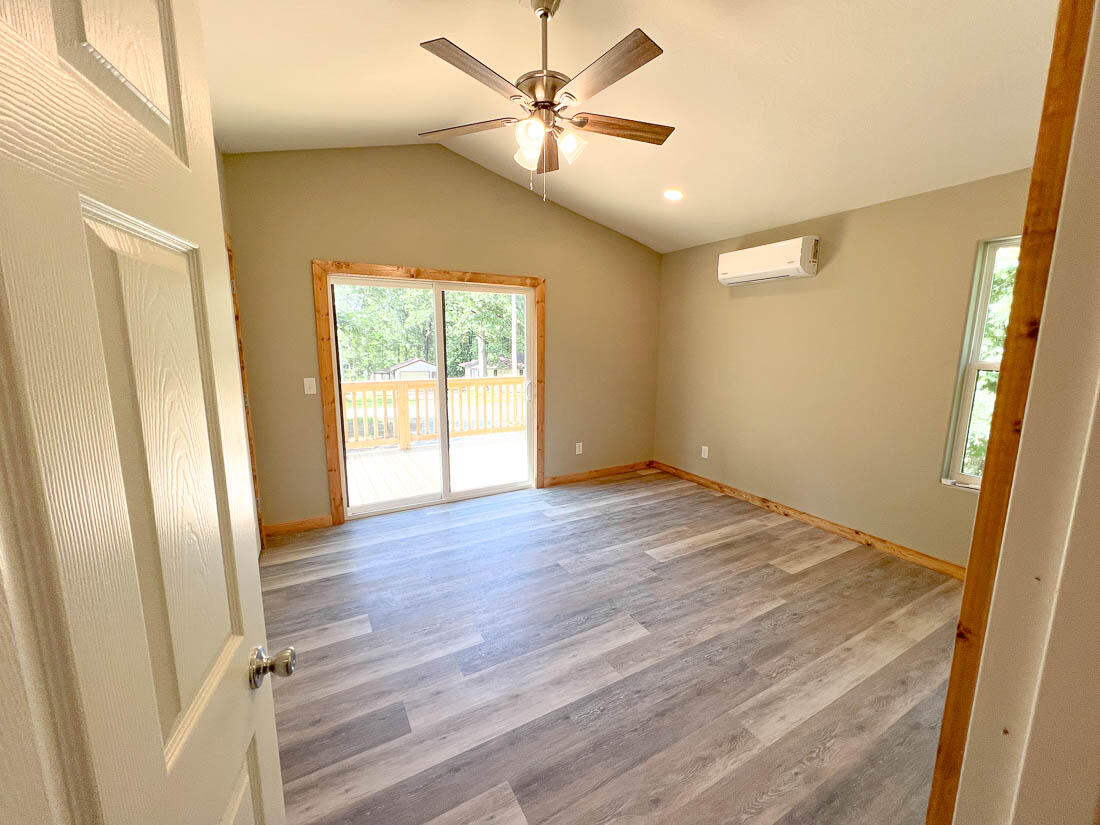 105 Hackamore Drive Property Photo 13