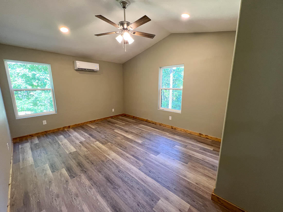 105 Hackamore Drive Property Photo 15