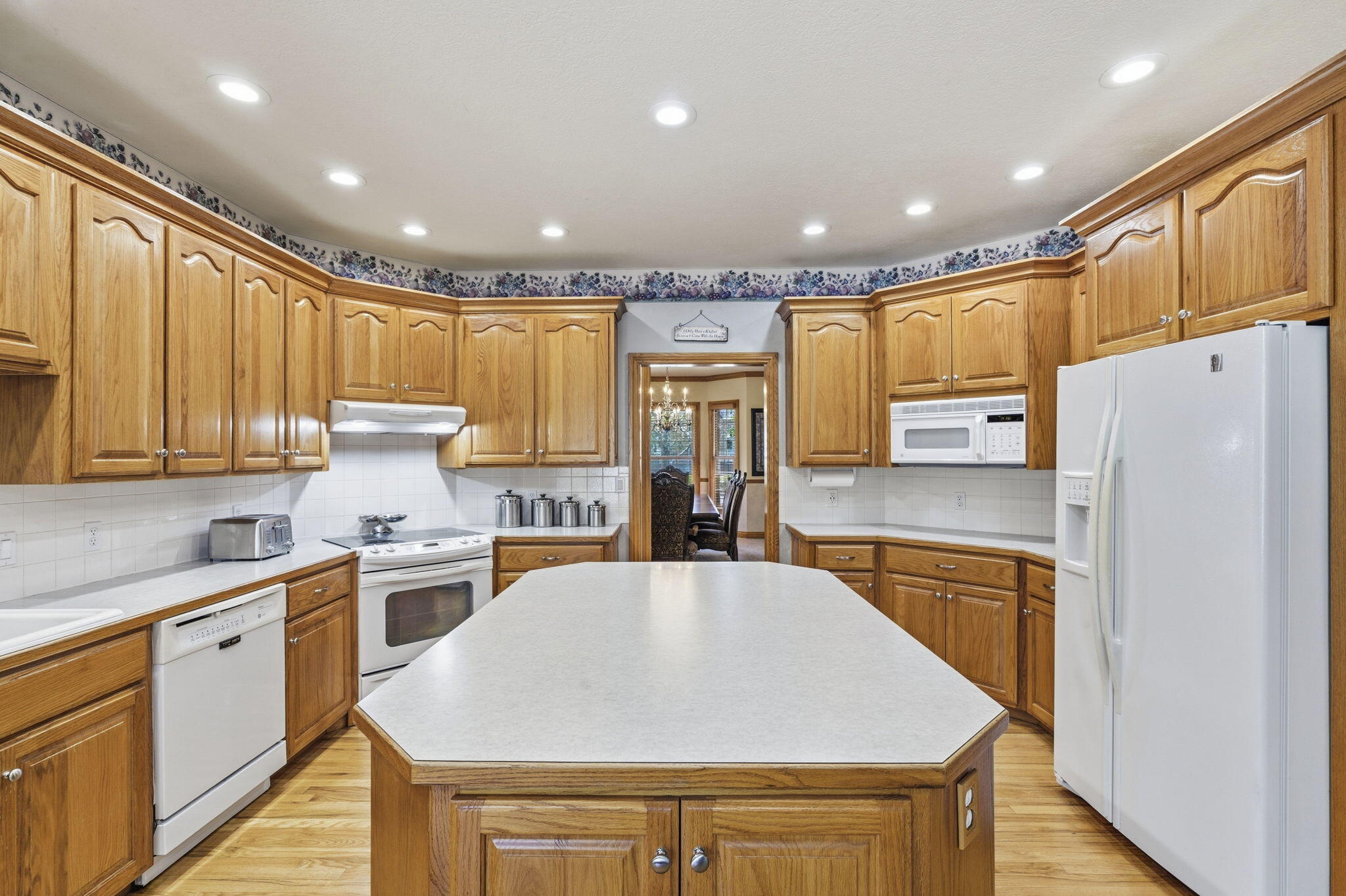 2411 West Dearborn Street Property Photo 19