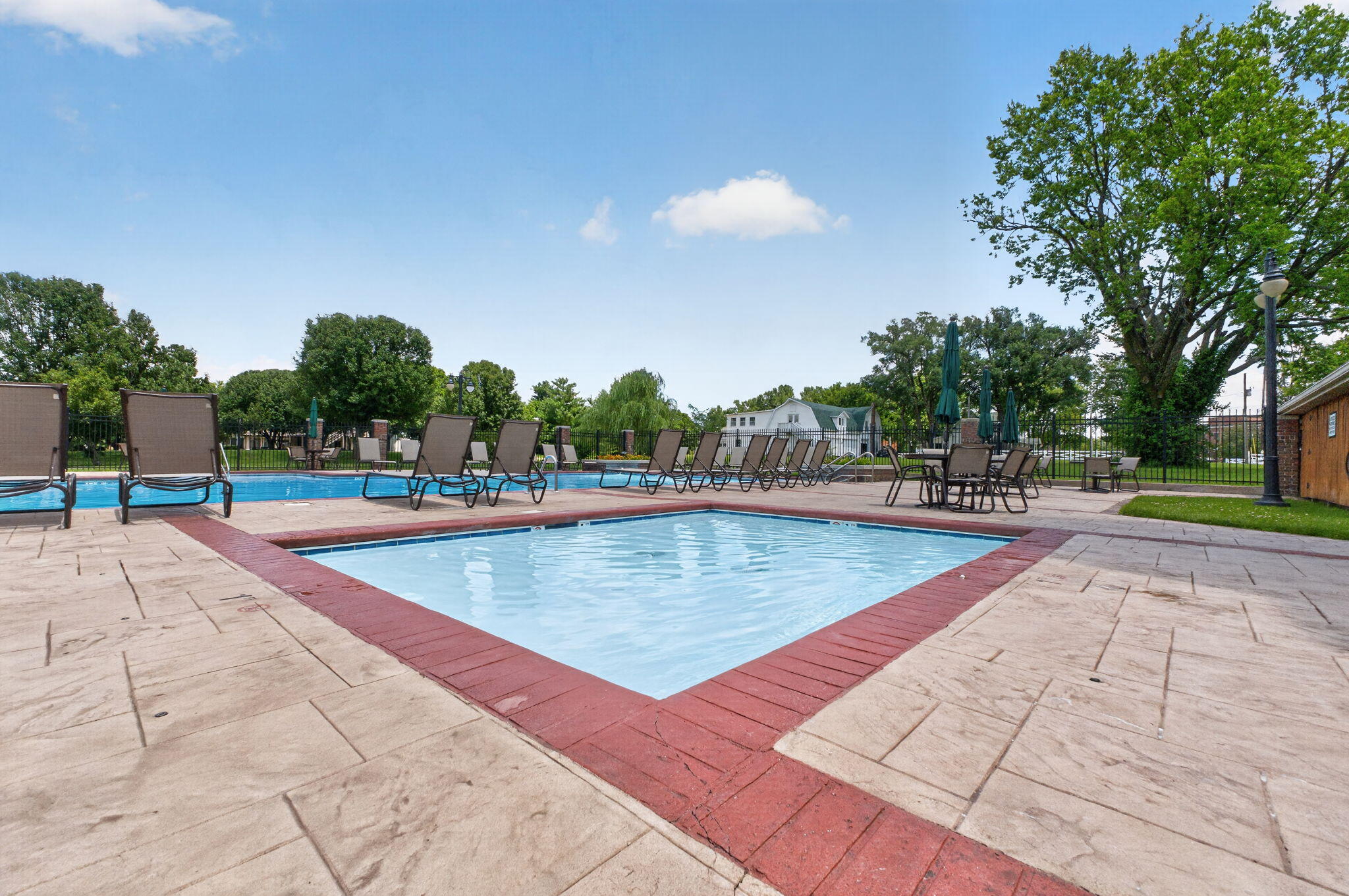 2411 West Dearborn Street Property Photo 60