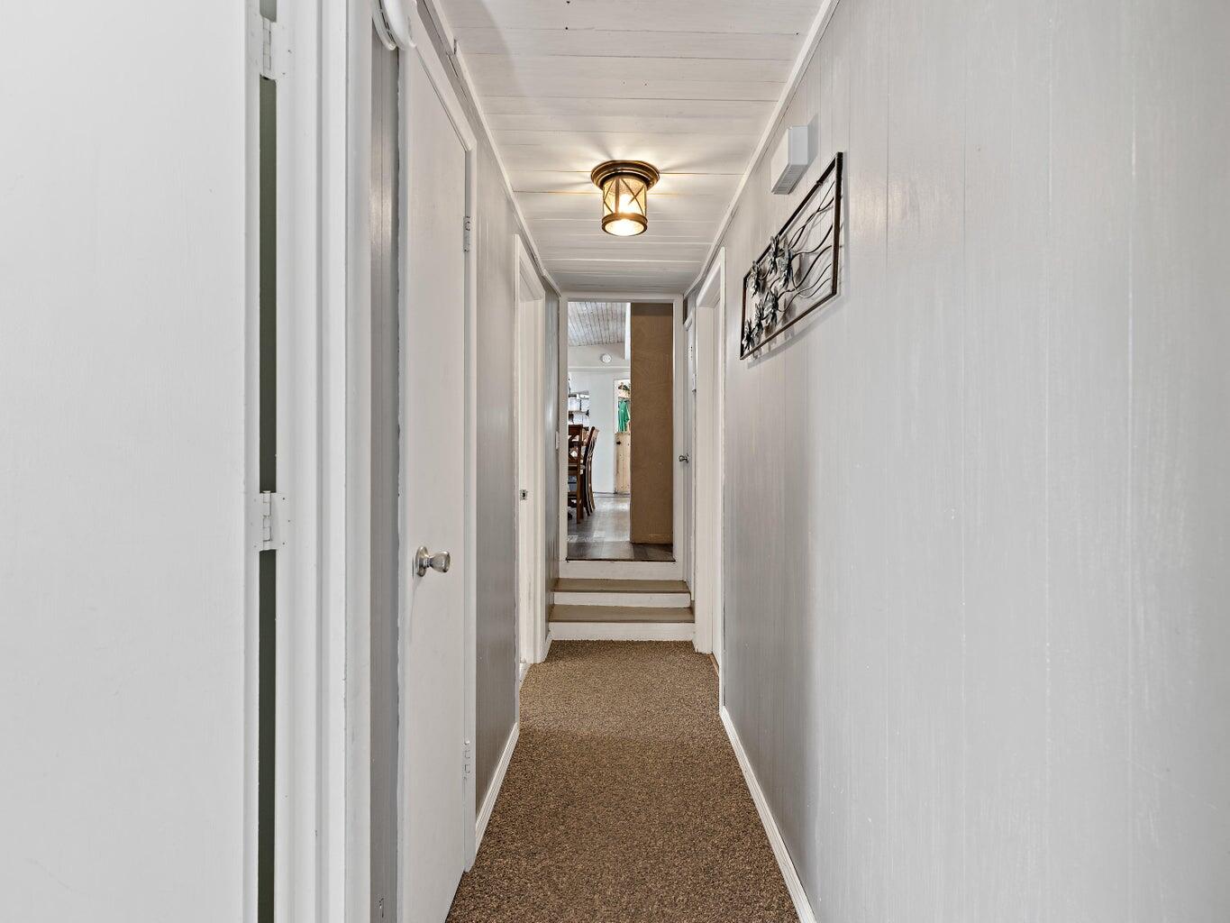 33 Lakeshore Drive Property Photo 14