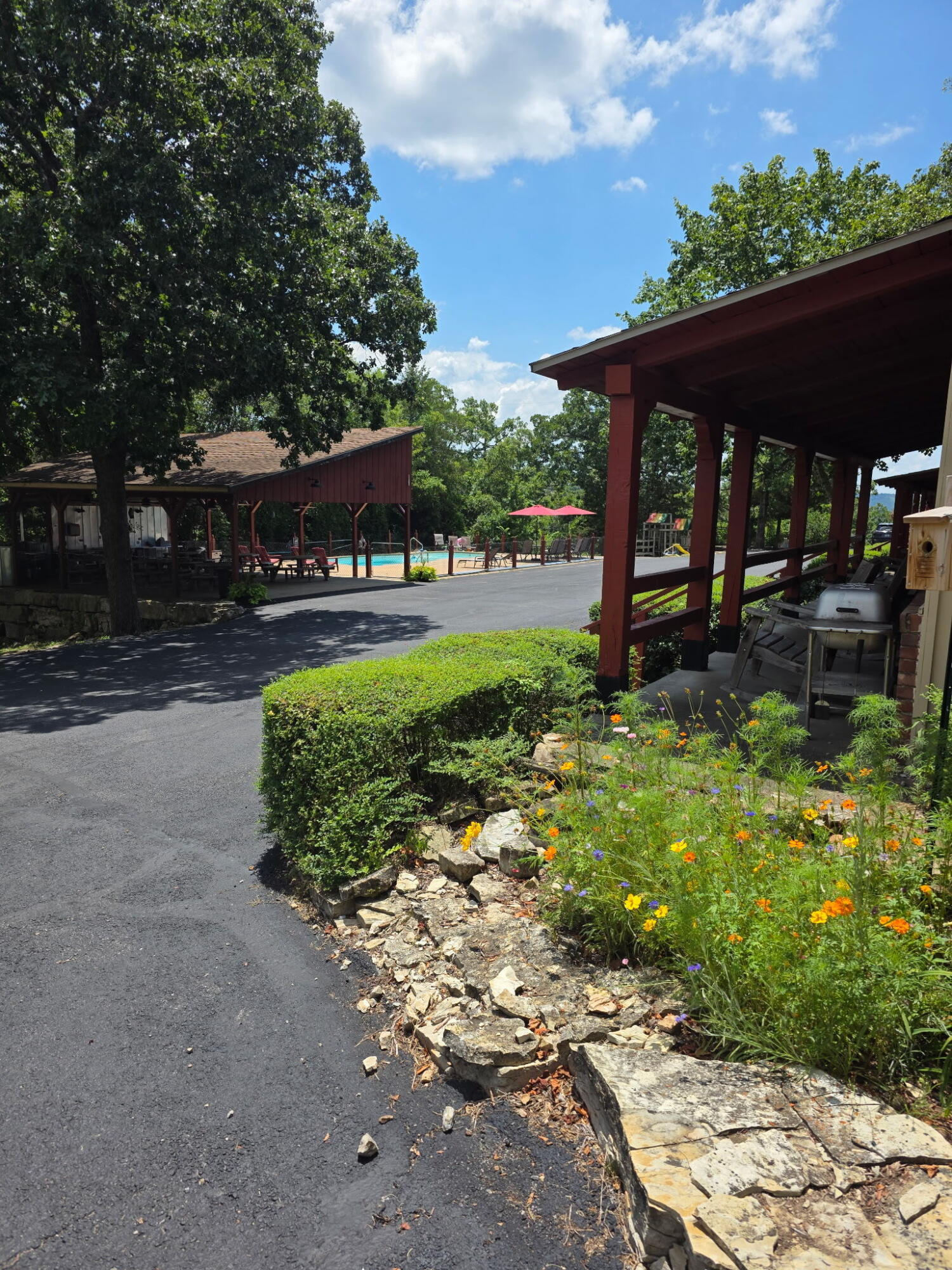 33 Lakeshore Drive Property Photo 19