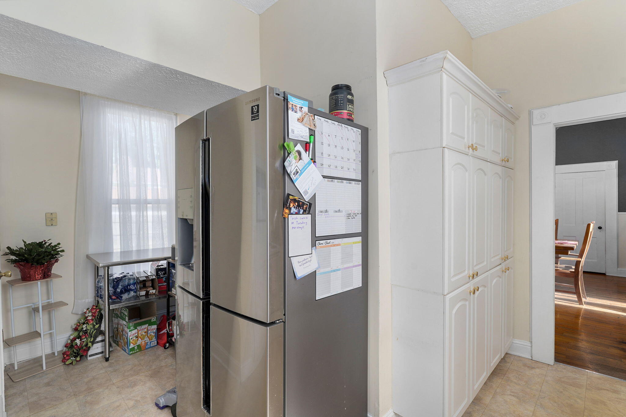 925 West Walnut Street Property Photo 19