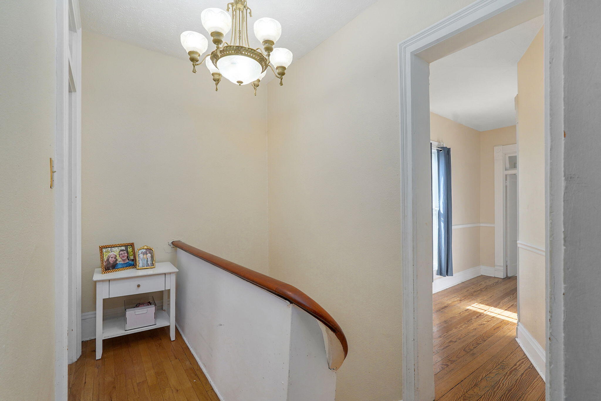 925 West Walnut Street Property Photo 22