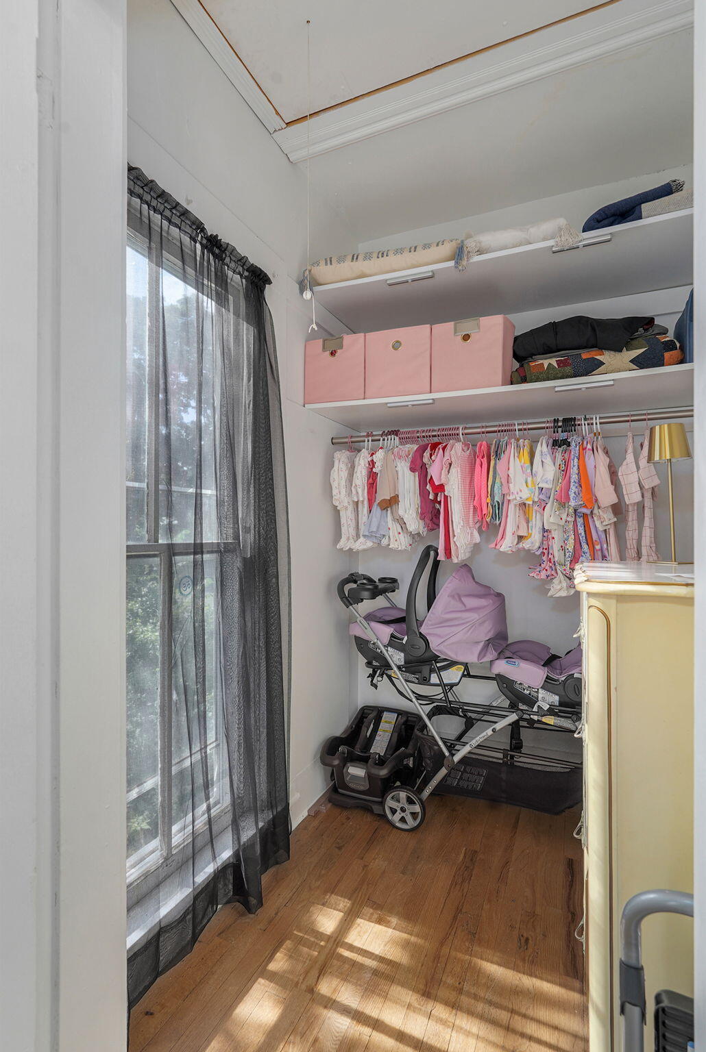 925 West Walnut Street Property Photo 27