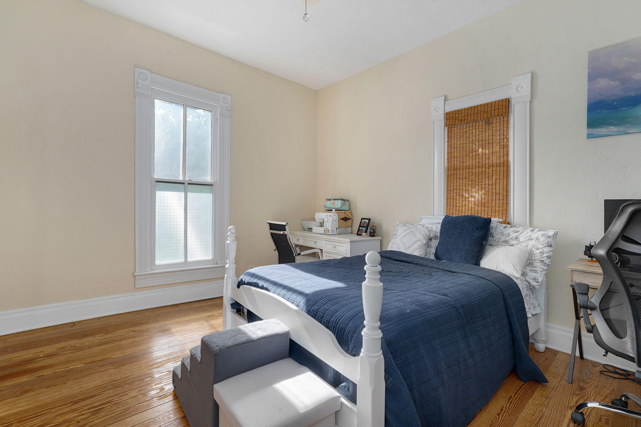 925 West Walnut Street Property Photo 31