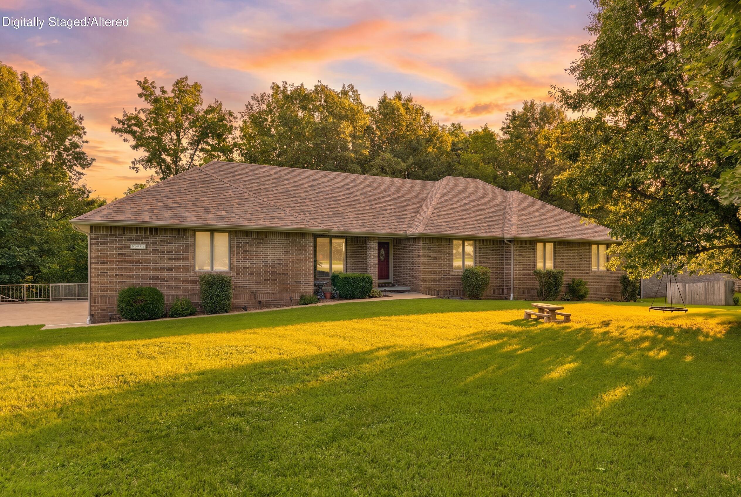 3502 North Bobwhite Drive Property Photo 4