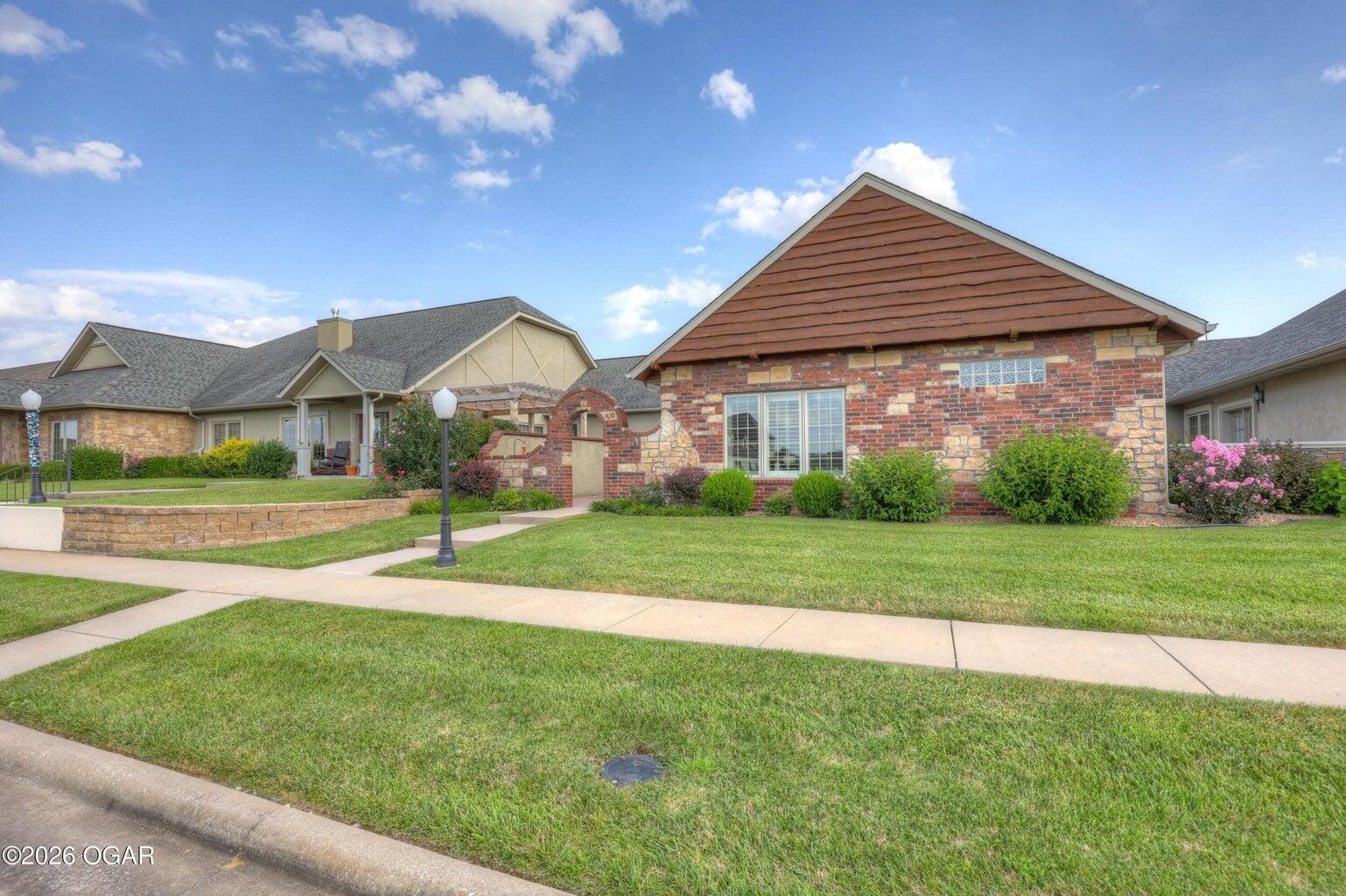 1430 Quail Place Property Photo 1