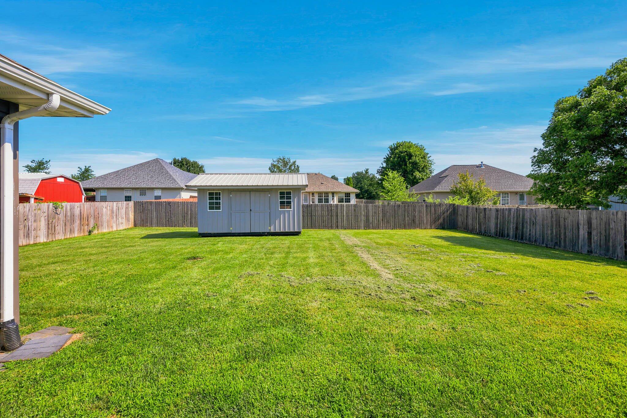 150 Lace Bark Avenue Property Photo 27