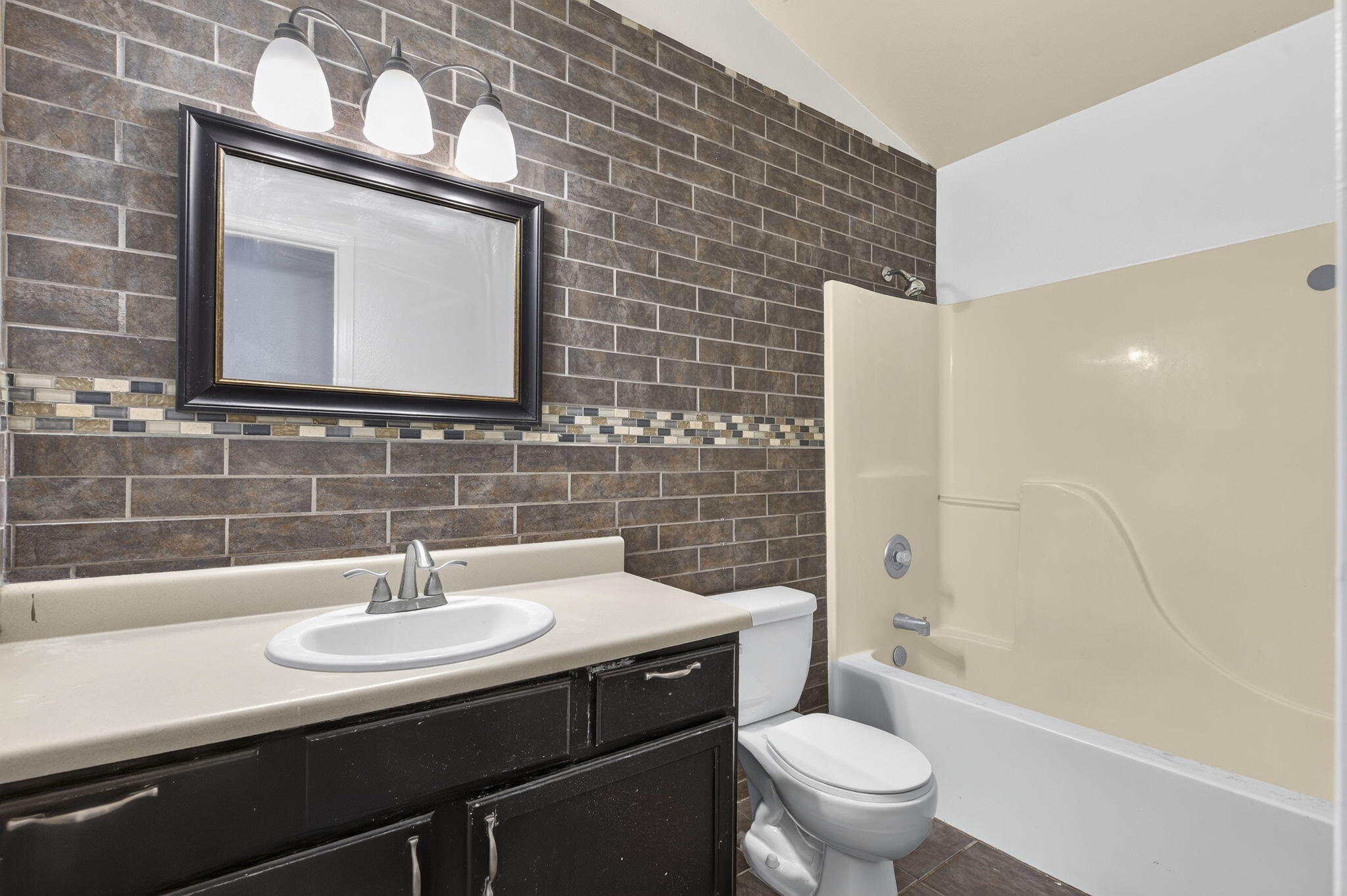 307 Spring Meadow Parkway Property Photo 20