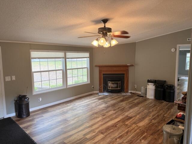 943 Hickory Lane Property Photo 4