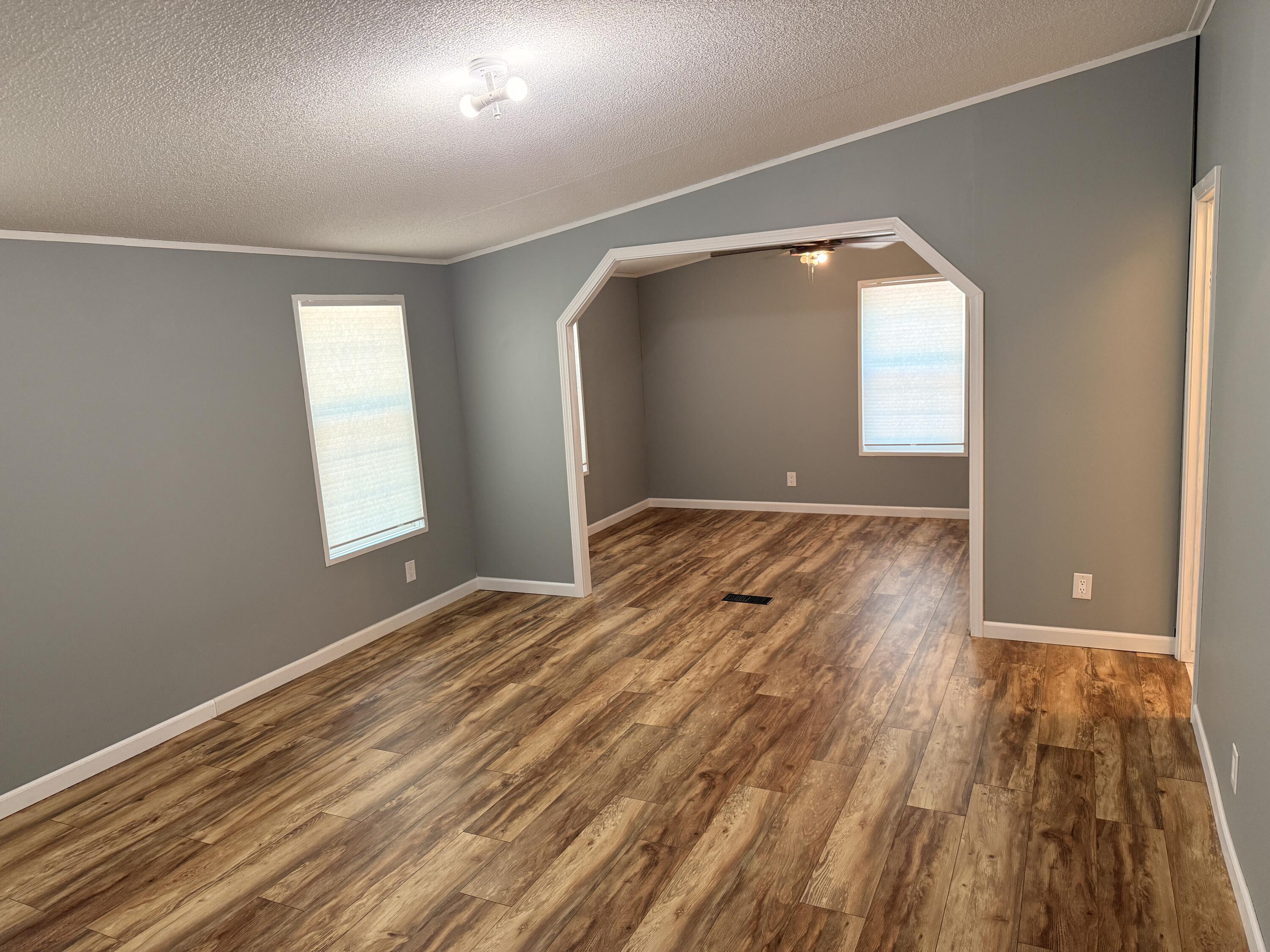 943 Hickory Lane Property Photo 14