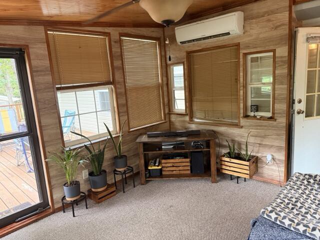 943 Hickory Lane Property Photo 28