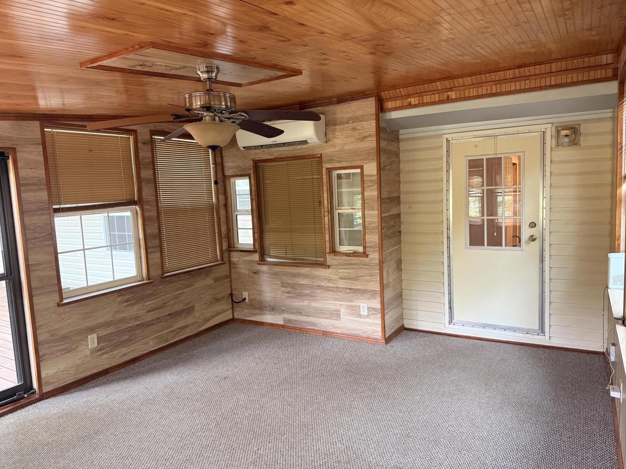 943 Hickory Lane Property Photo 29