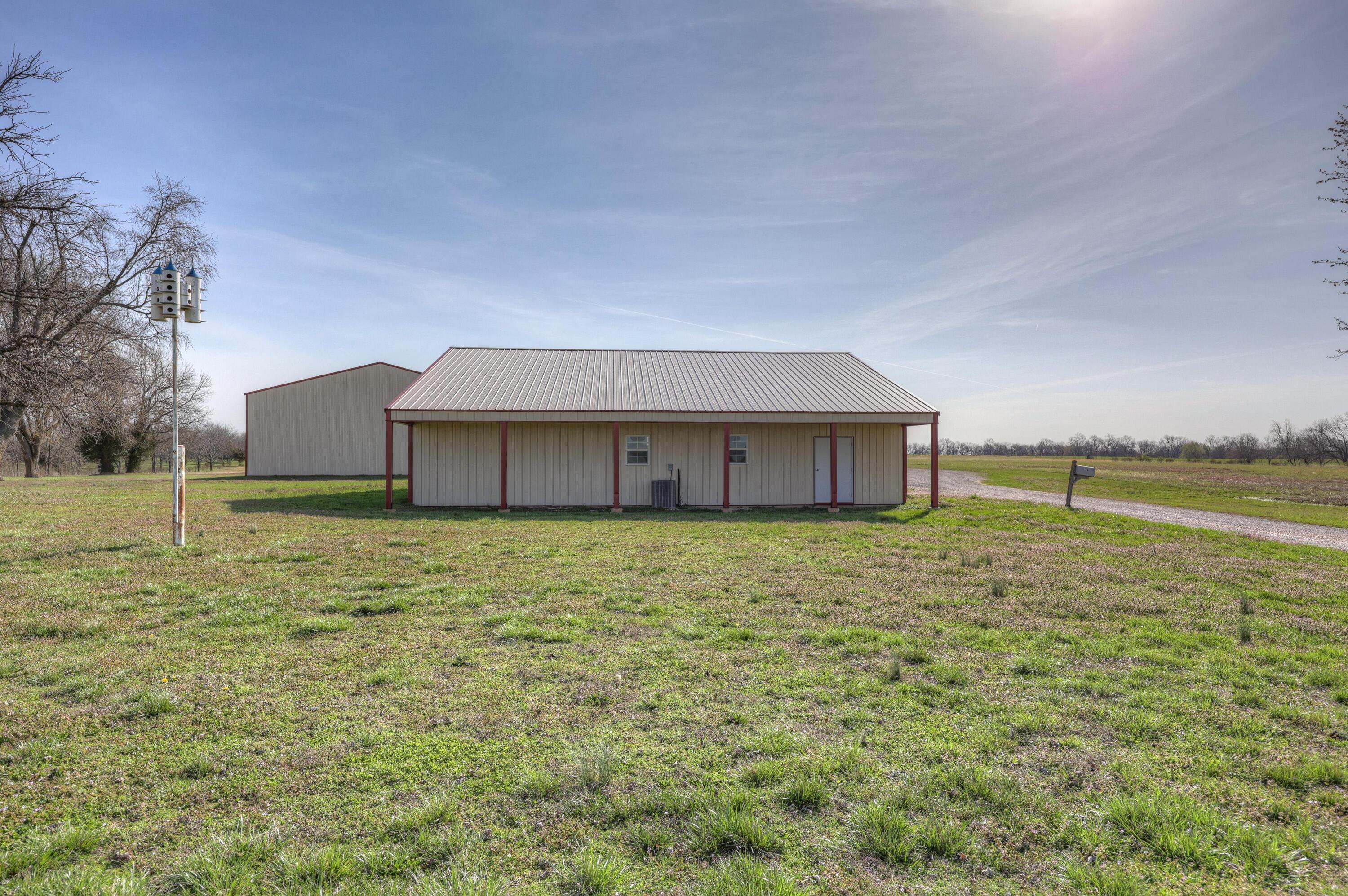 11158 State Highway 97 Property Photo 60