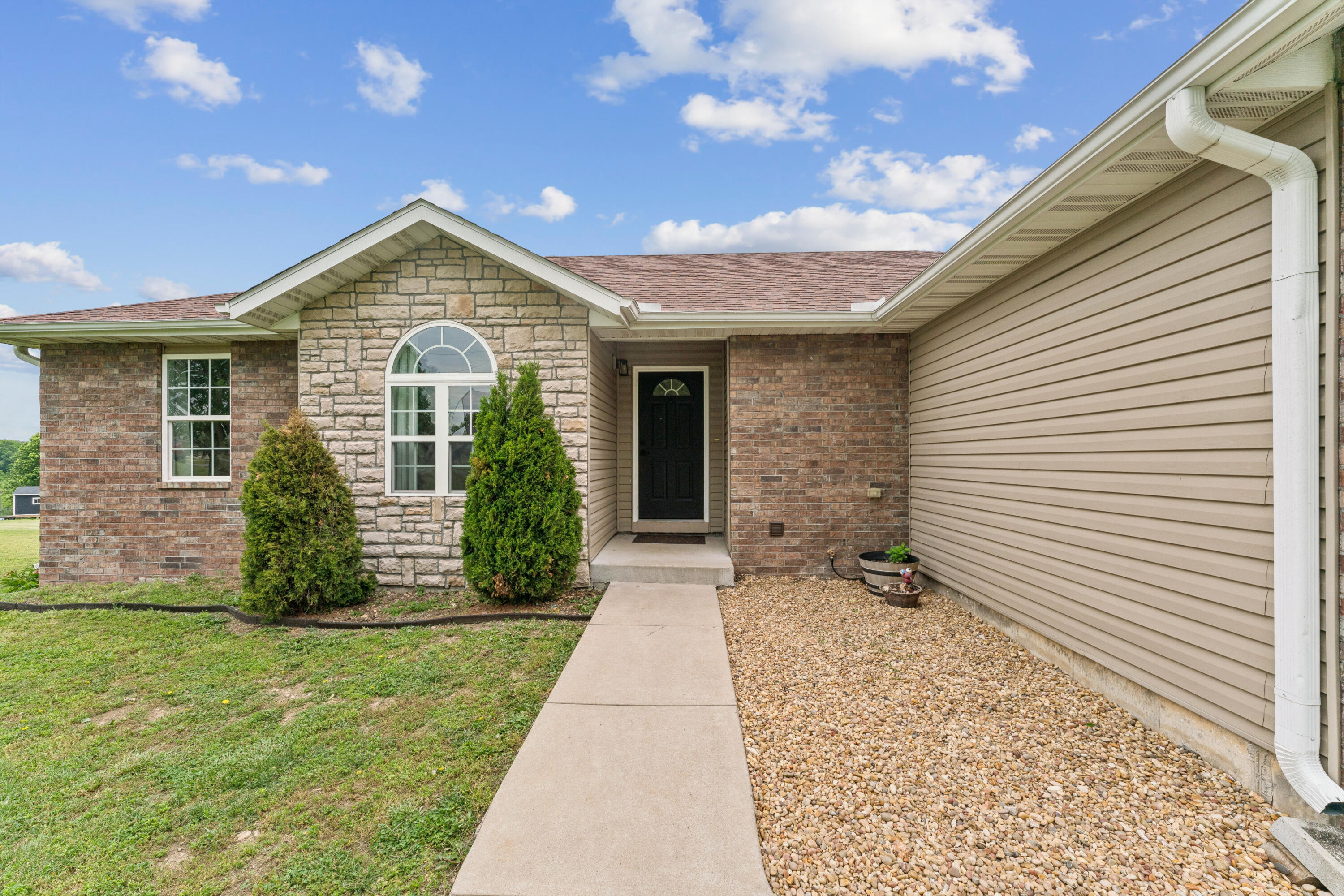 395 Bear Ridge Property Photo 4