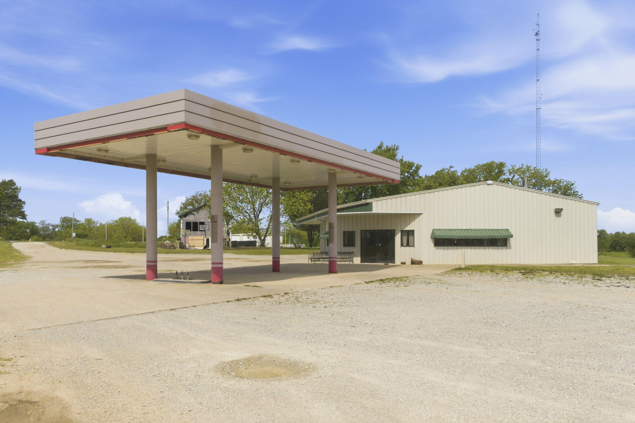 11901 State Highway 32 Property Photo 8