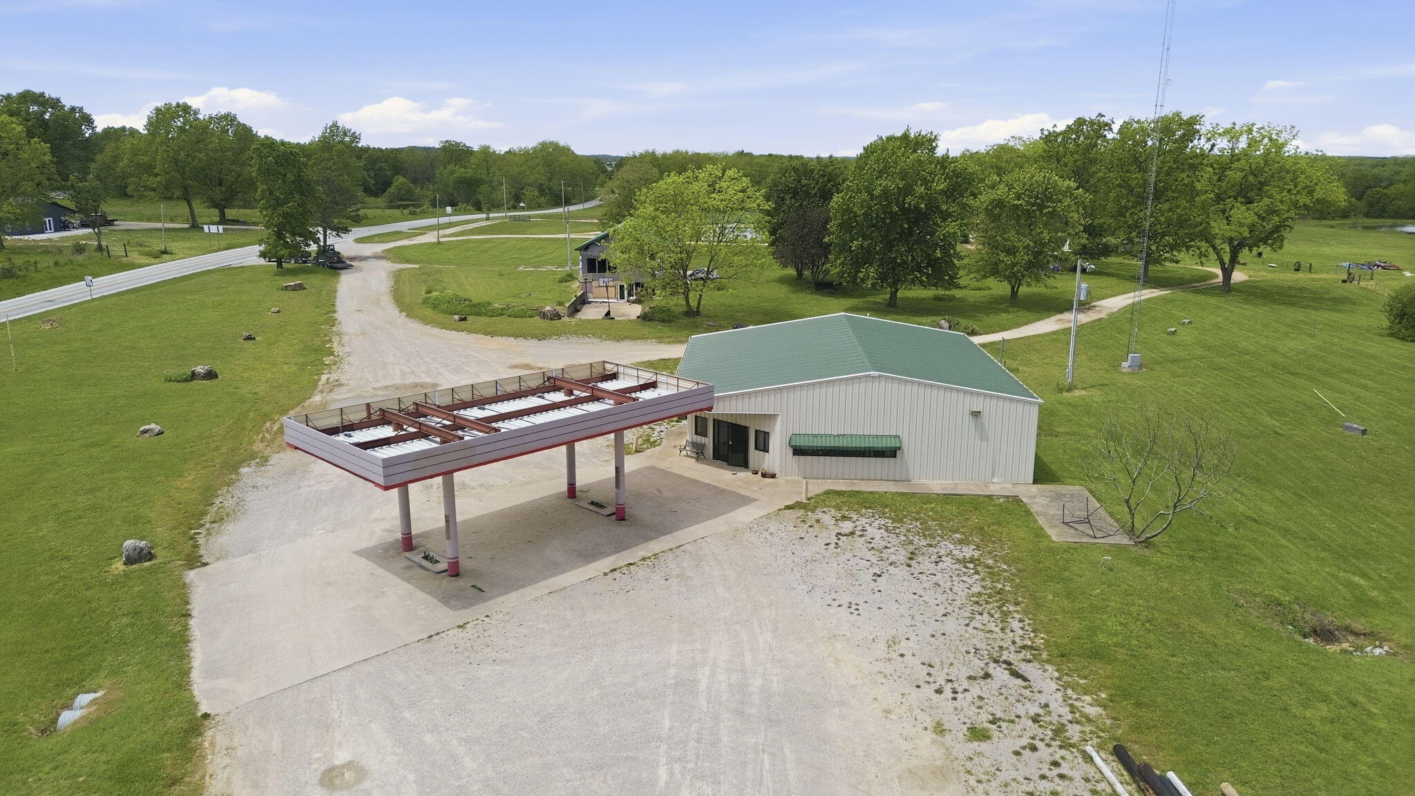 11901 State Highway 32 Property Photo 2