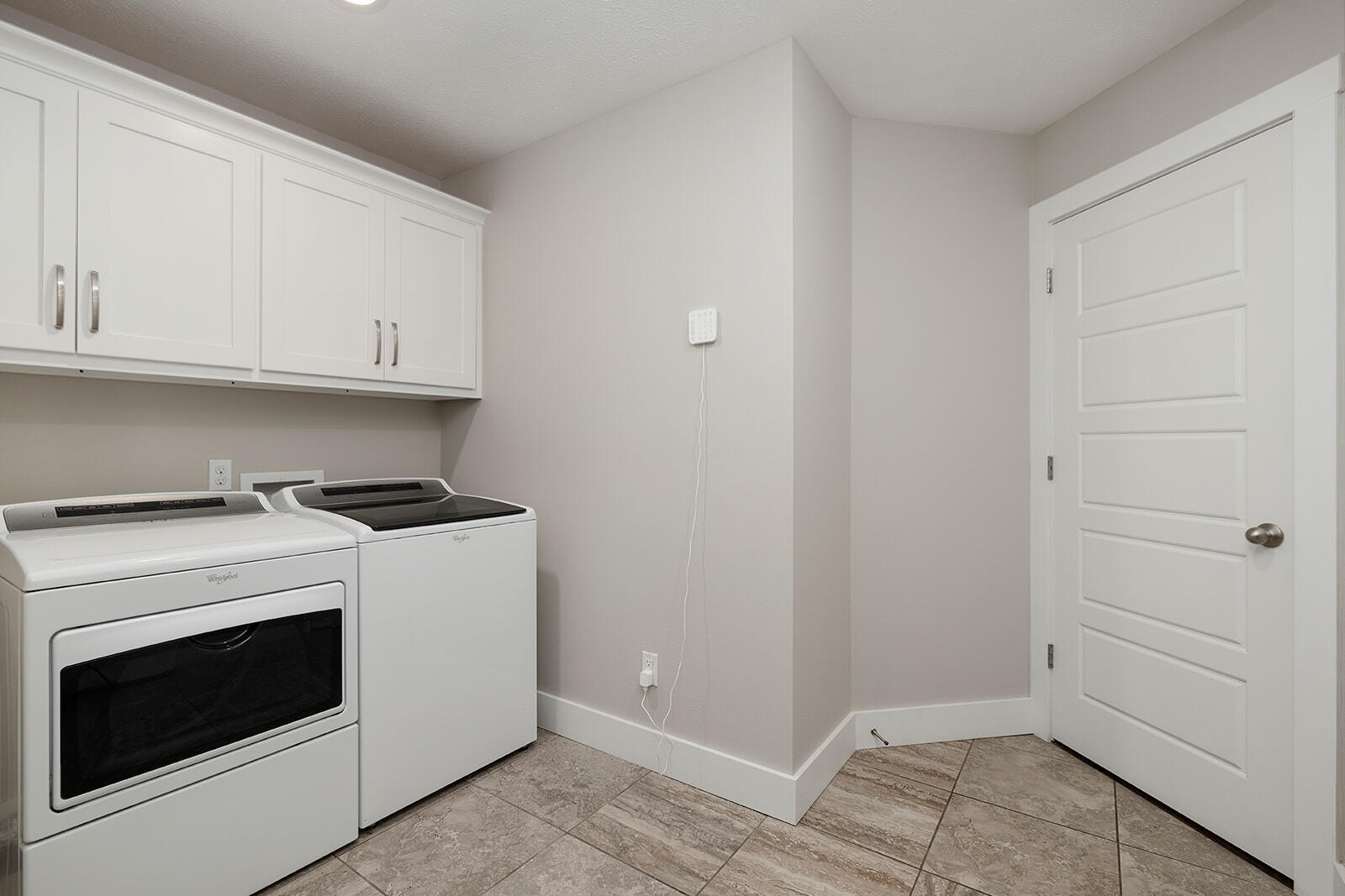 2610 West Colton Avenue Property Photo 14