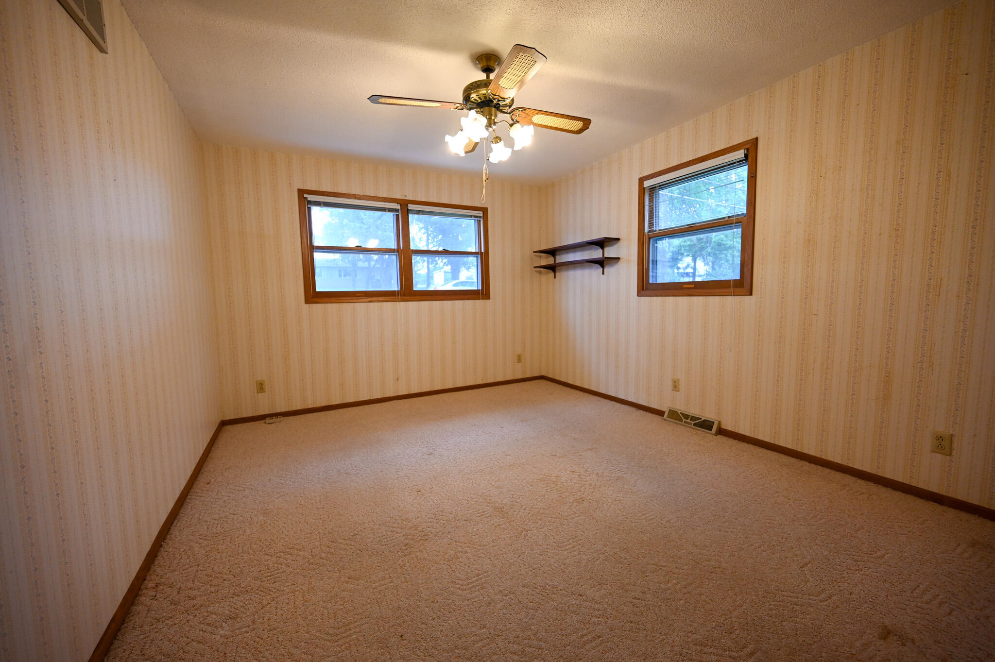 21204 County Road 295 Property Photo 12