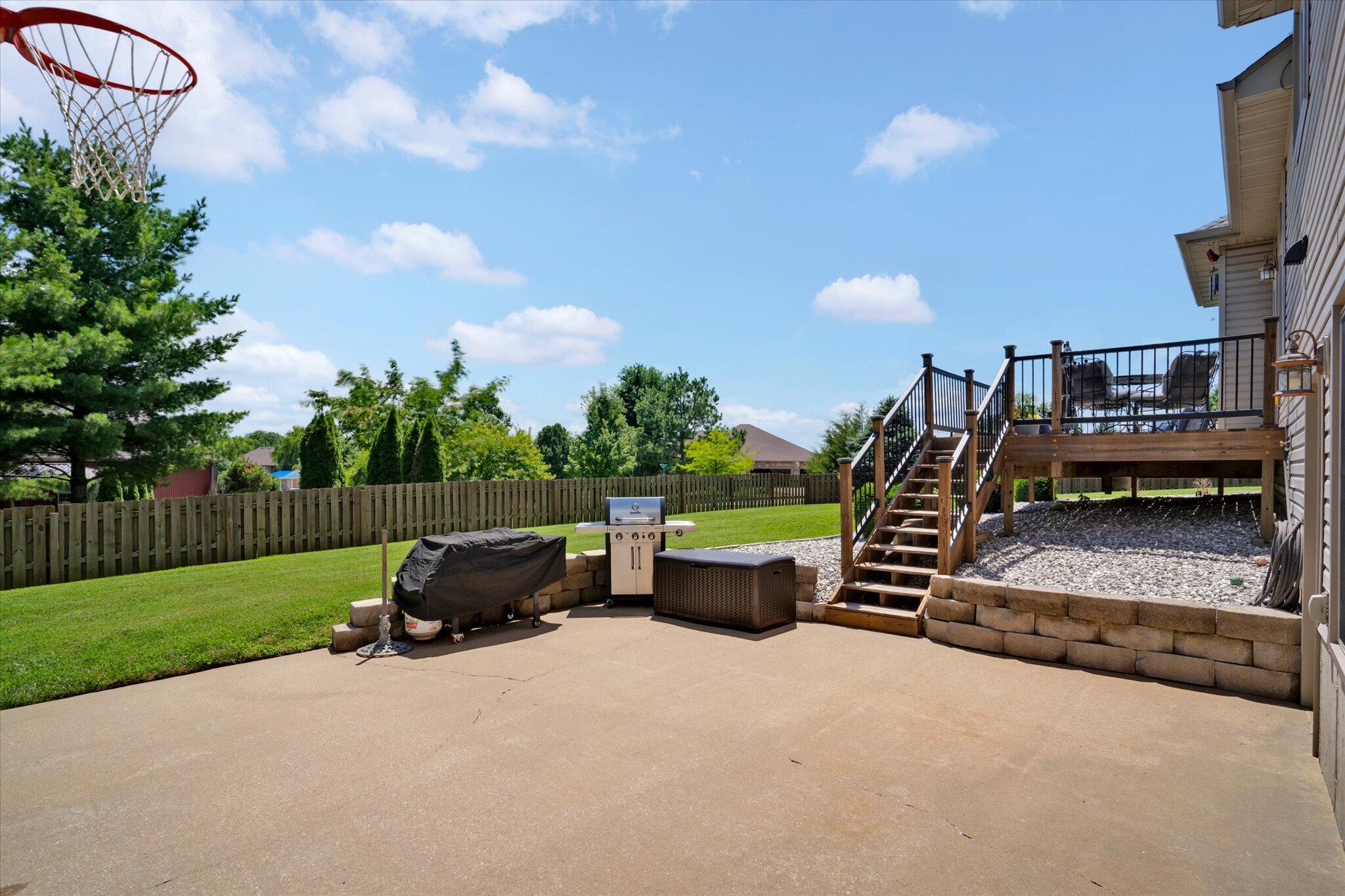 527 Snowbird Terrace Property Photo 39
