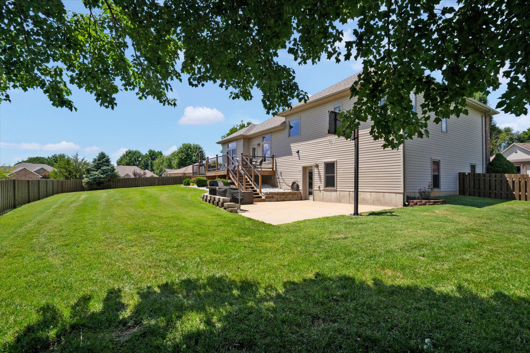 527 Snowbird Terrace Property Photo 40