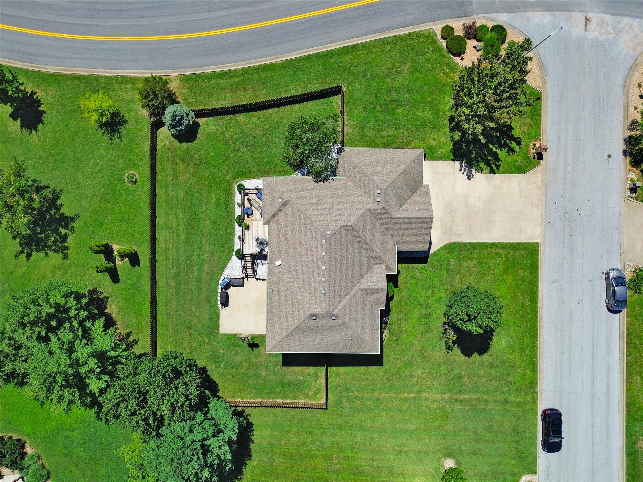 527 Snowbird Terrace Property Photo 43