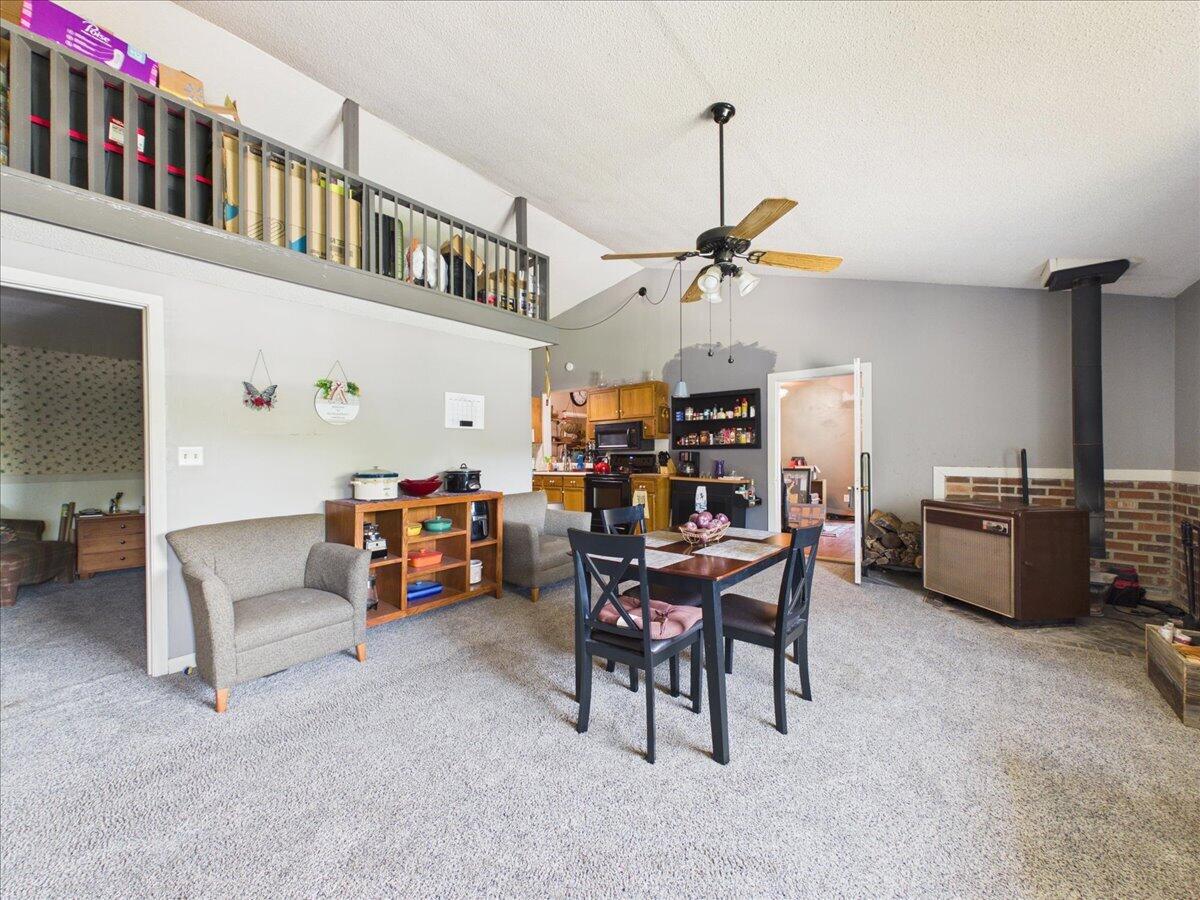 29159 Lakeside Avenue Property Photo 12