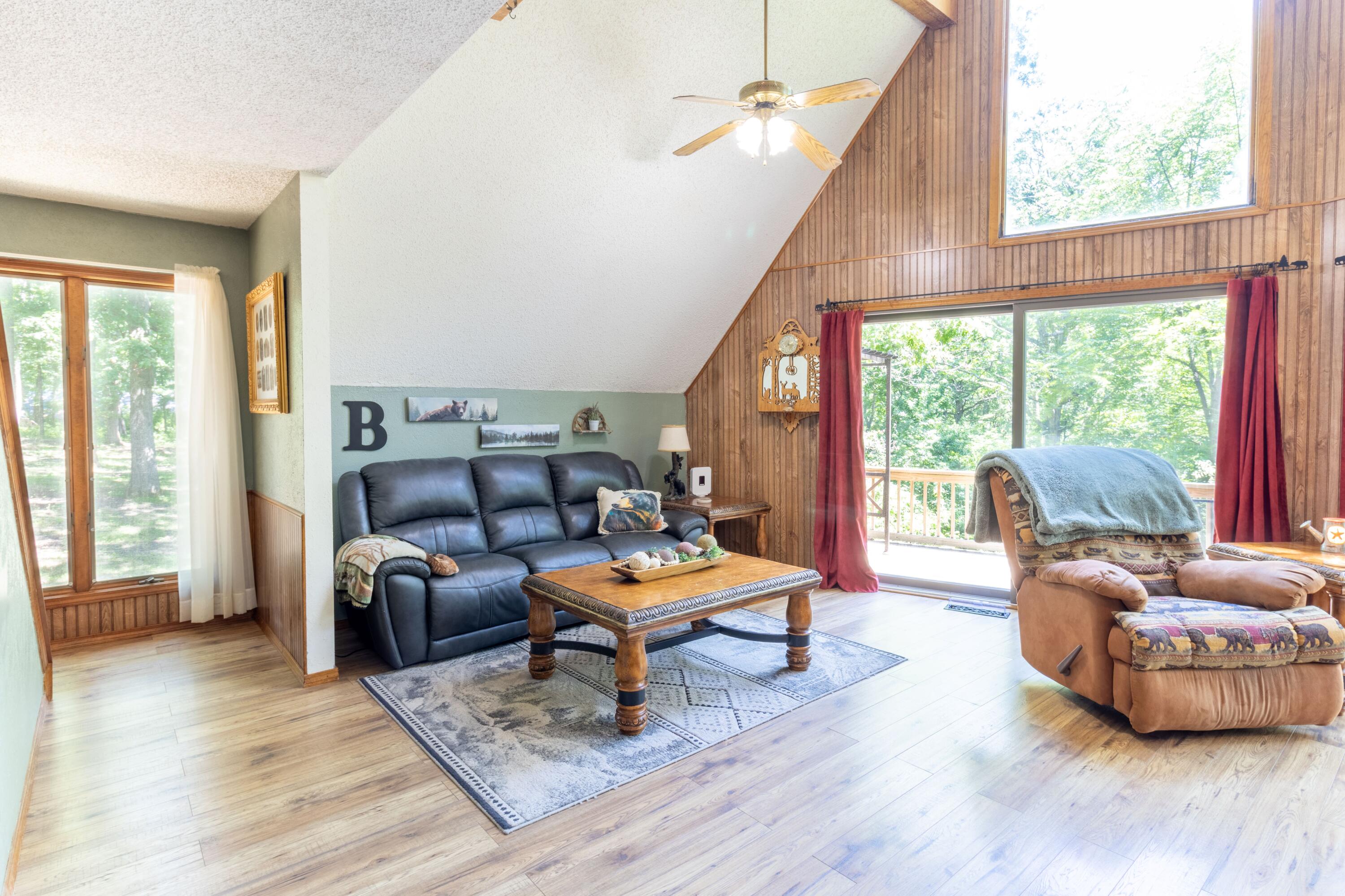 3948 North Valley Oak Lane Property Photo 14