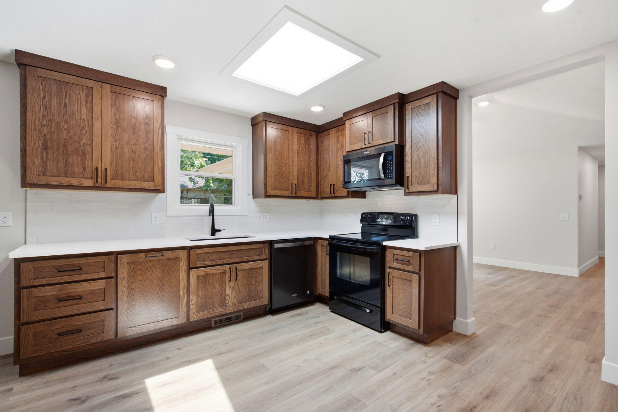 1524 South Charing Avenue Property Photo 14