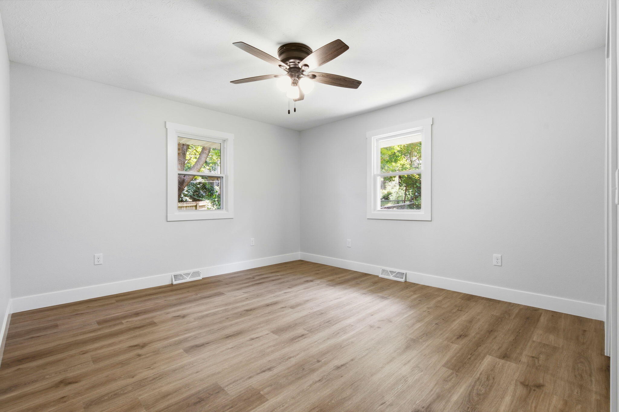 1524 South Charing Avenue Property Photo 25