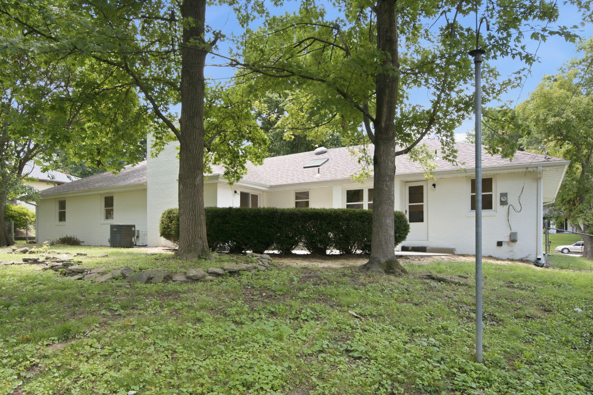 1524 South Charing Avenue Property Photo 32