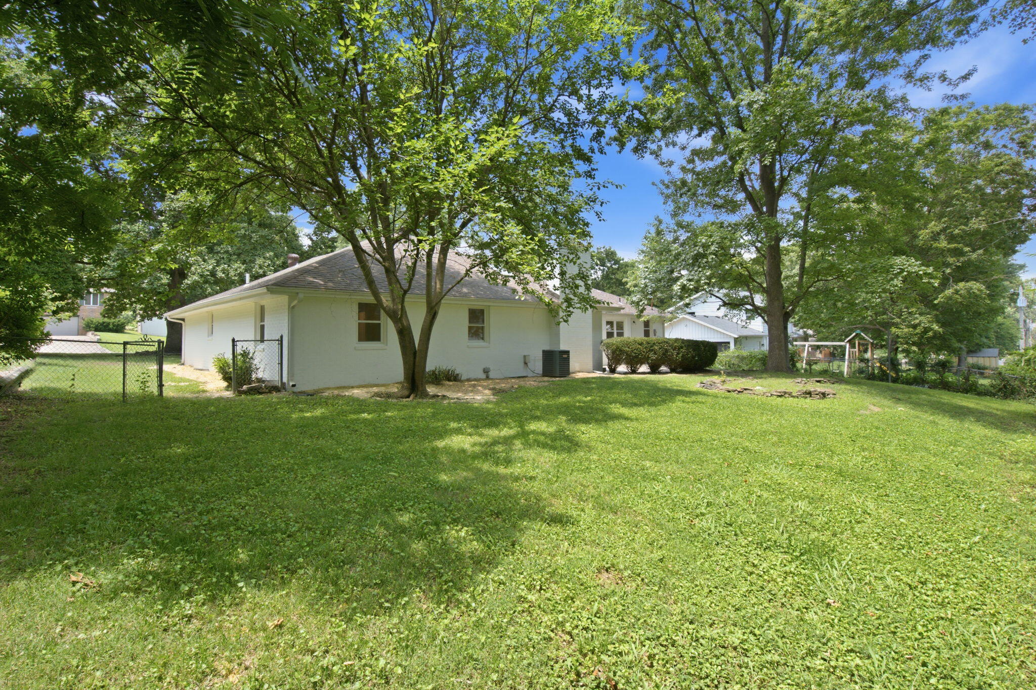 1524 South Charing Avenue Property Photo 34