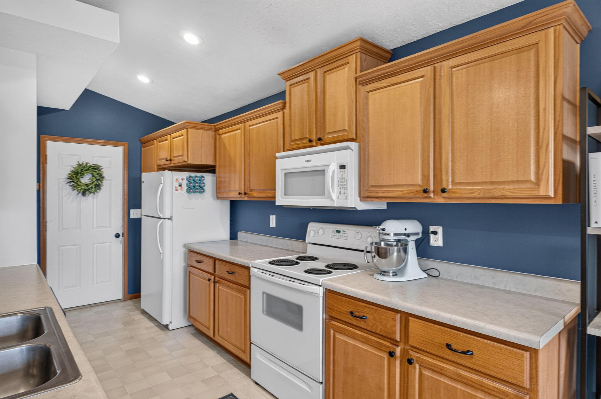 1589 East Redrex Street Property Photo 7