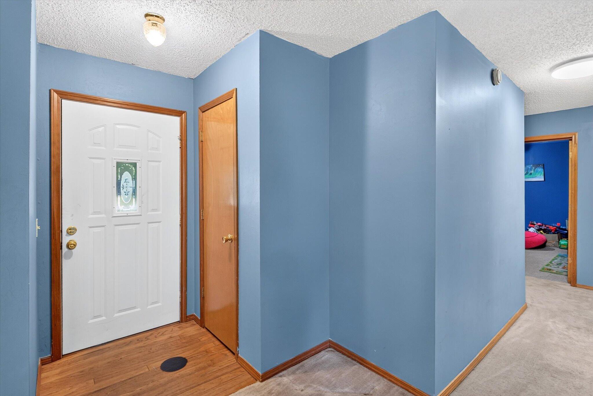 1615 West Lincoln Street Property Photo 4