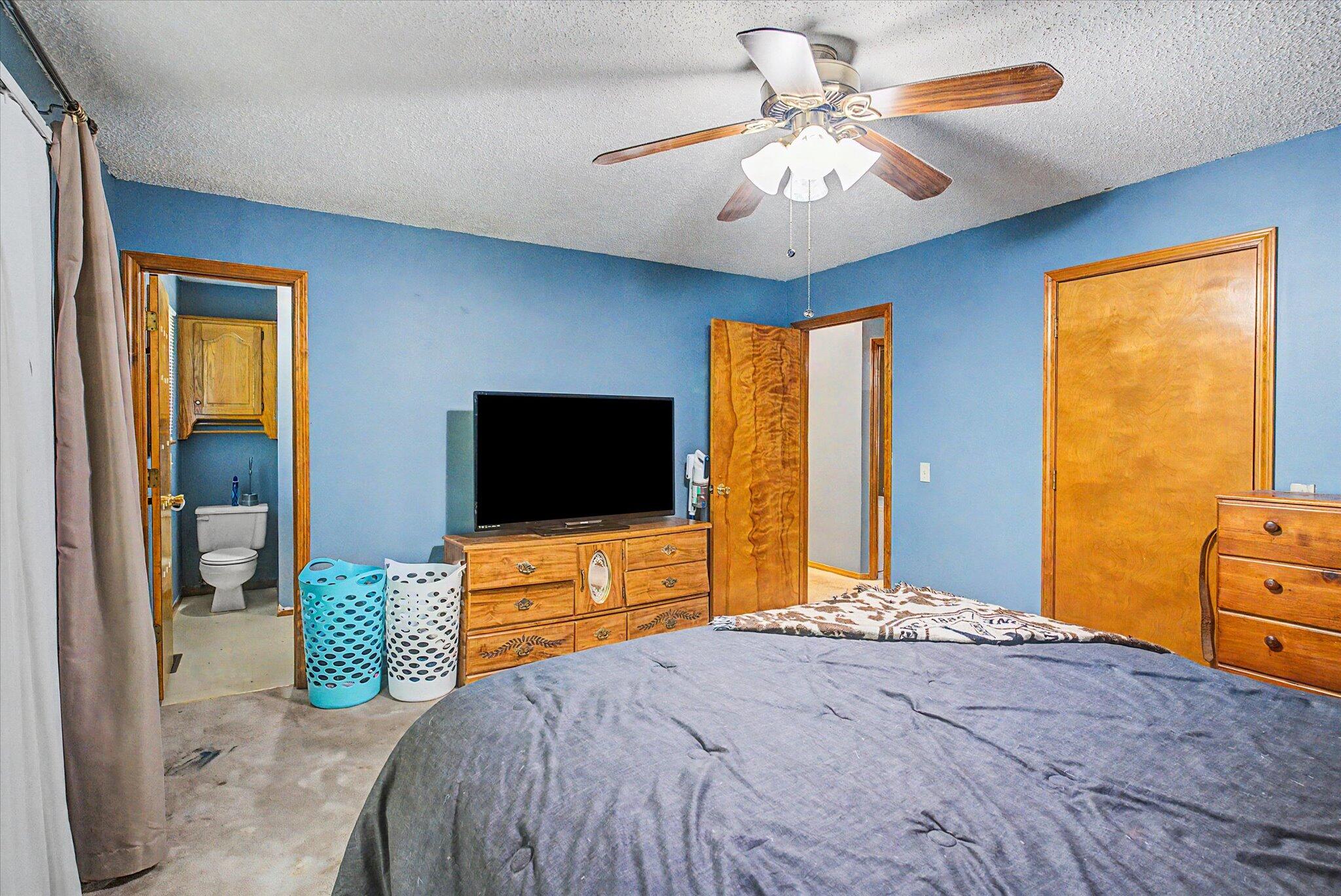 1615 West Lincoln Street Property Photo 12